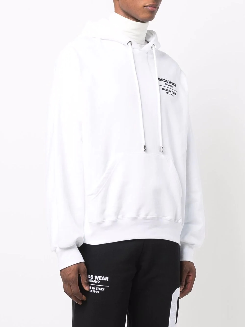 pullover logo-patch hoodie - 3