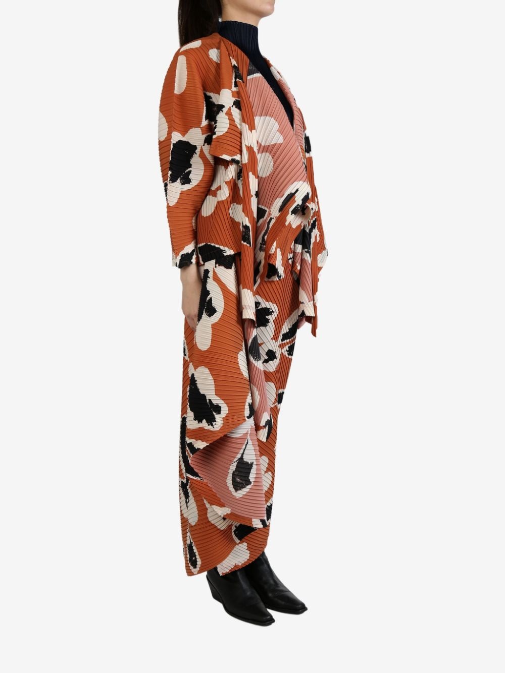 Vigor Pleats coat - 2