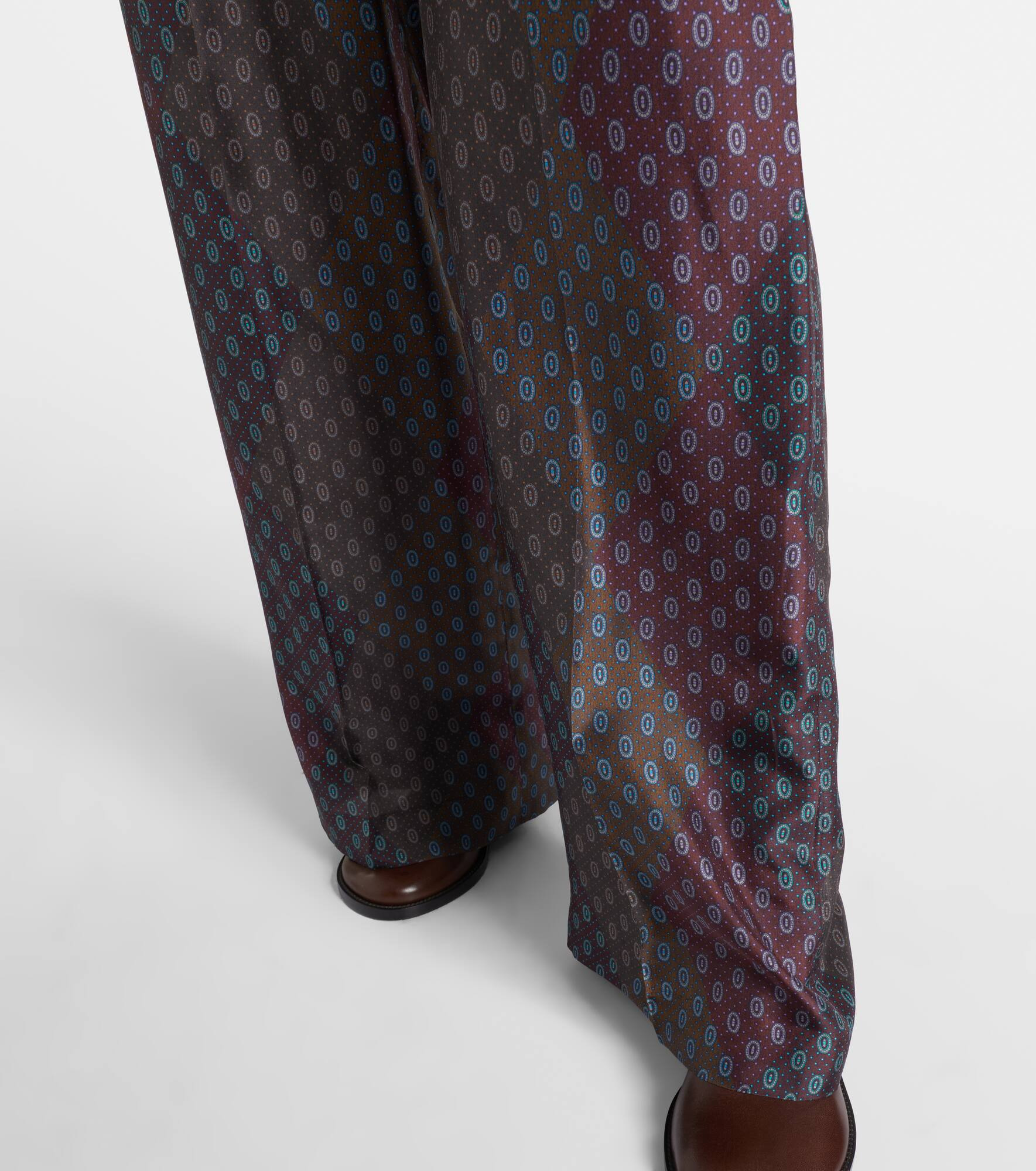 Printed silk satin straight pants - 5
