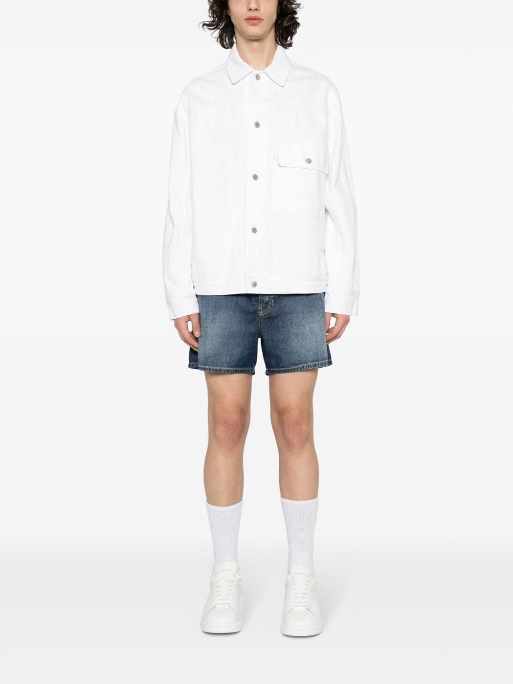 contrast-stitching denim shorts - 2