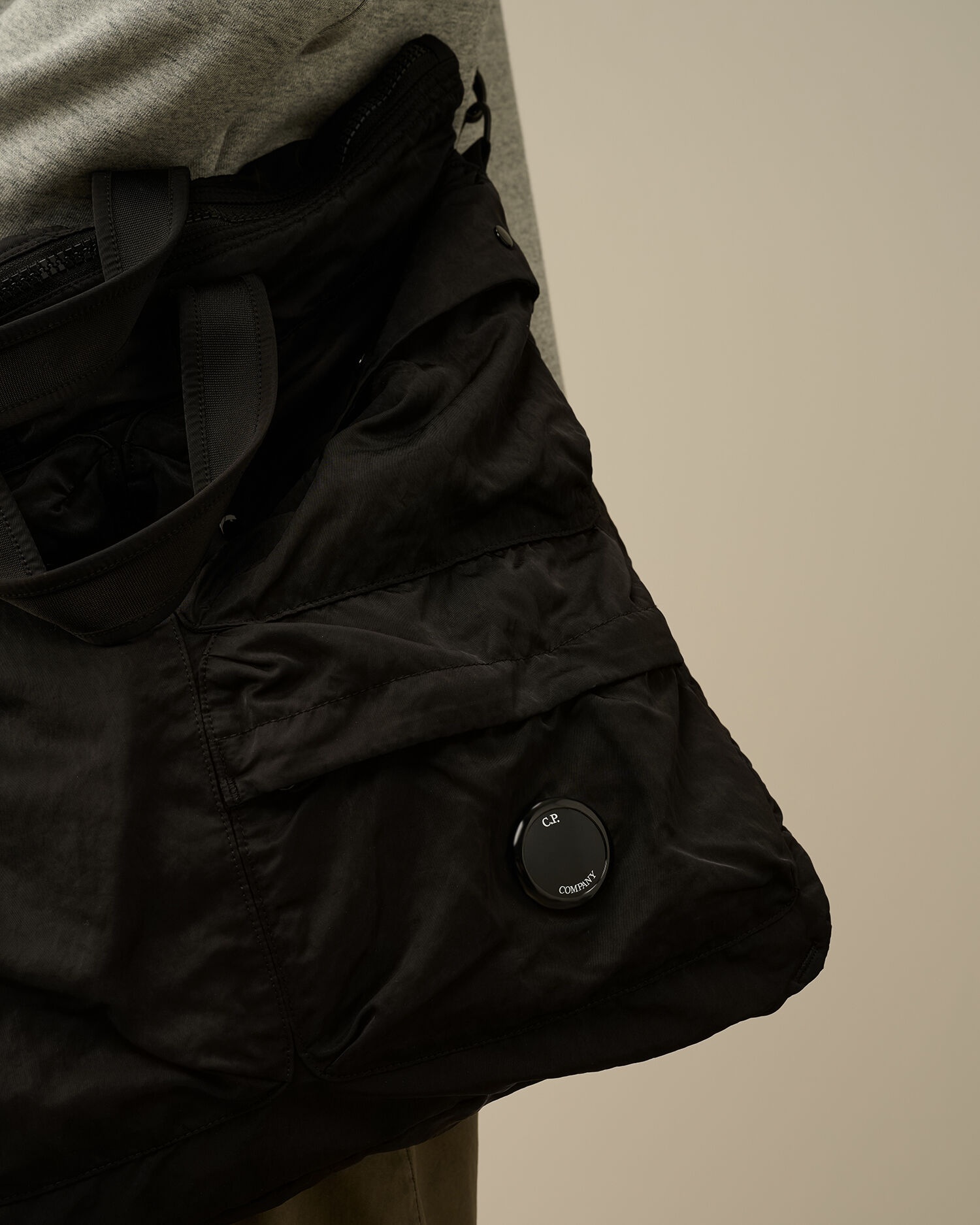 Nylon B Tote Bag - 4