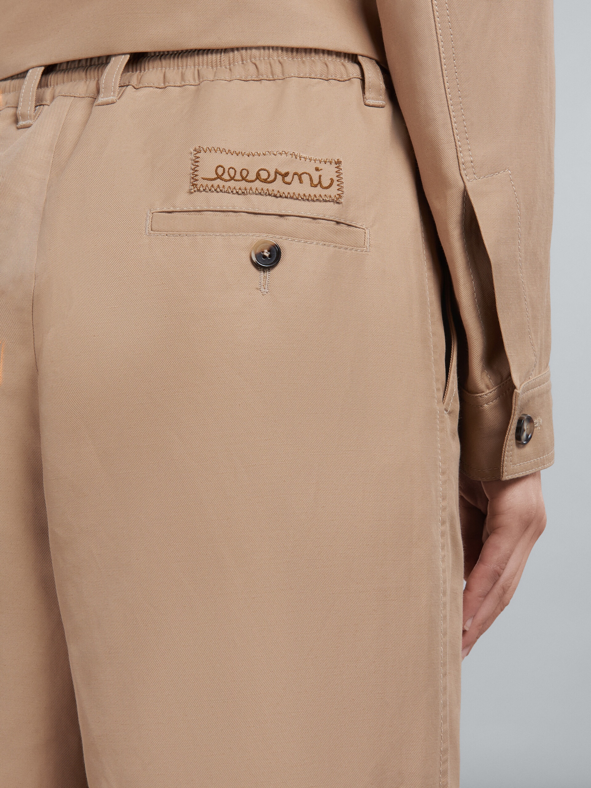 BEIGE TROUSERS IN TECHNICAL COTTON-LINEN - 4