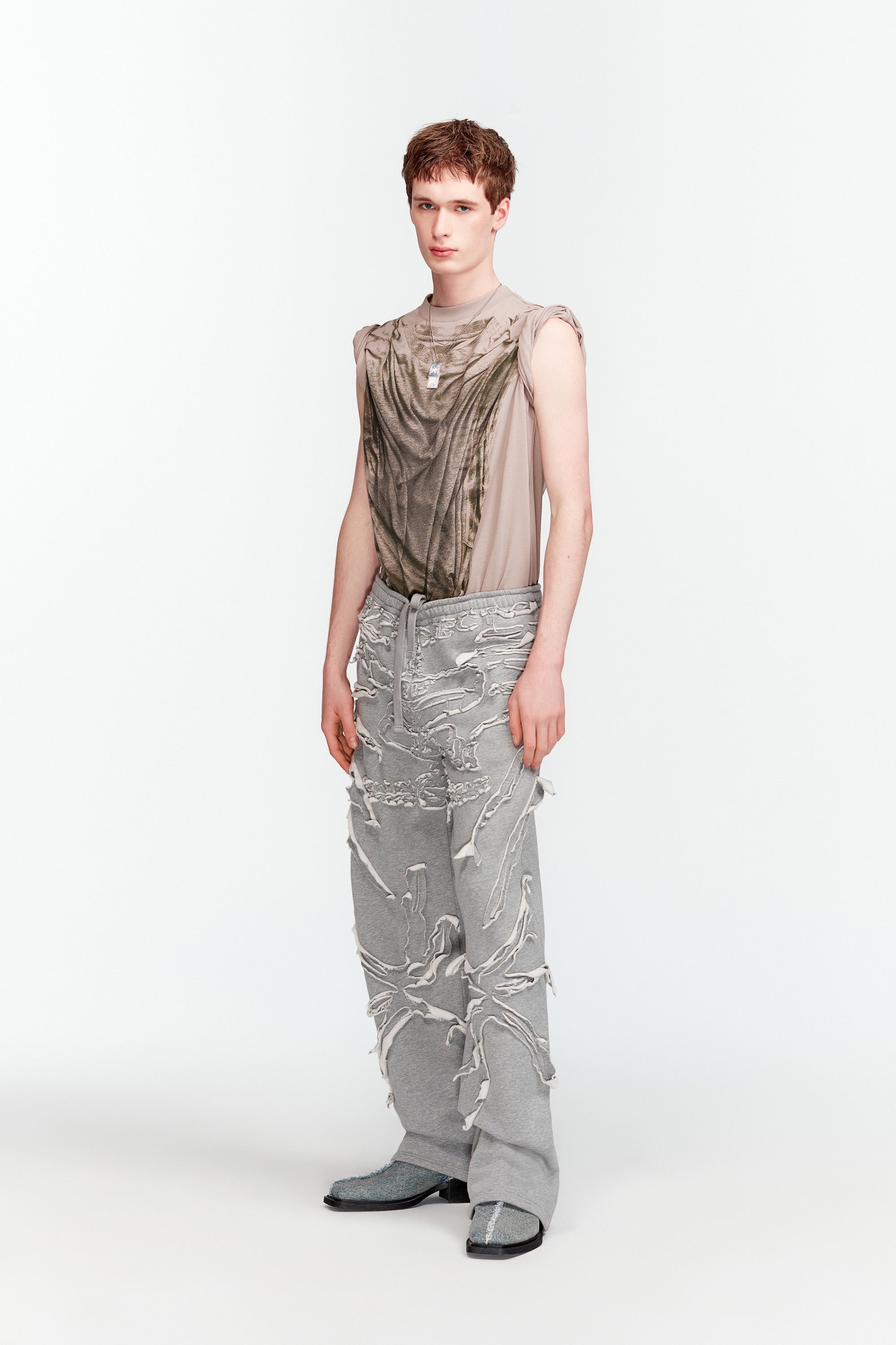 Paris' Best Patch Sweatpants - 4