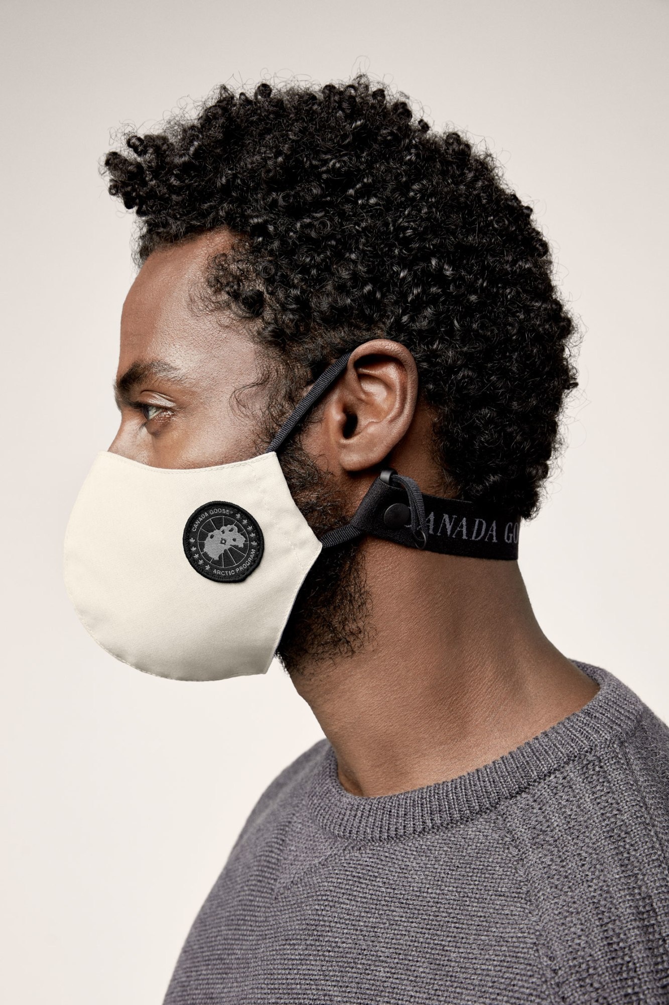 BLACK DISC FACE MASK - 6