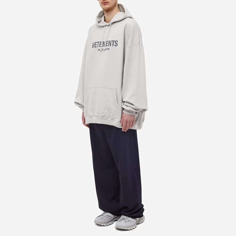 VETEMENTS VETEMENTS Logo Popover Hoody outlook