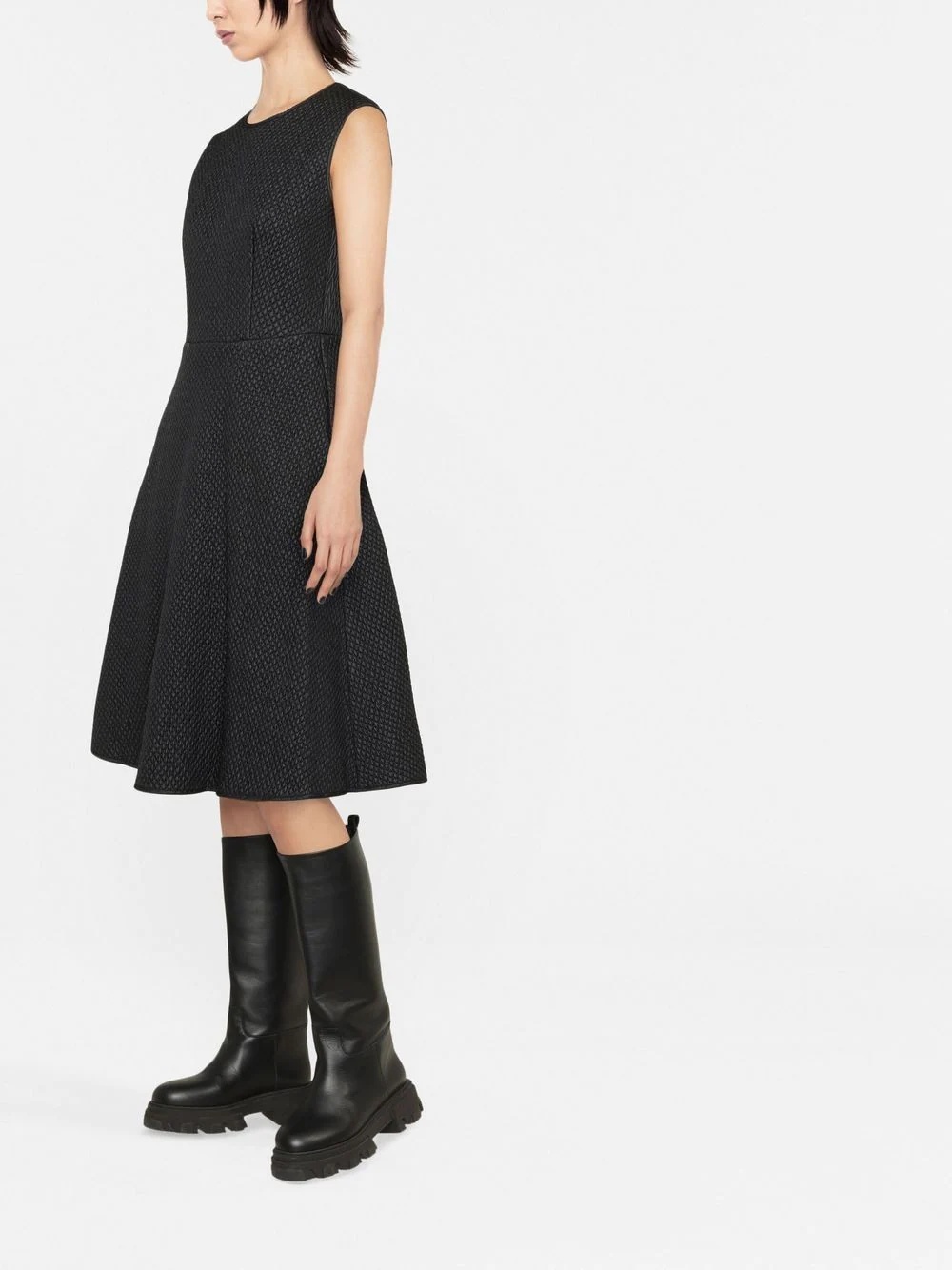 quilted sleeveless flared dress - 3