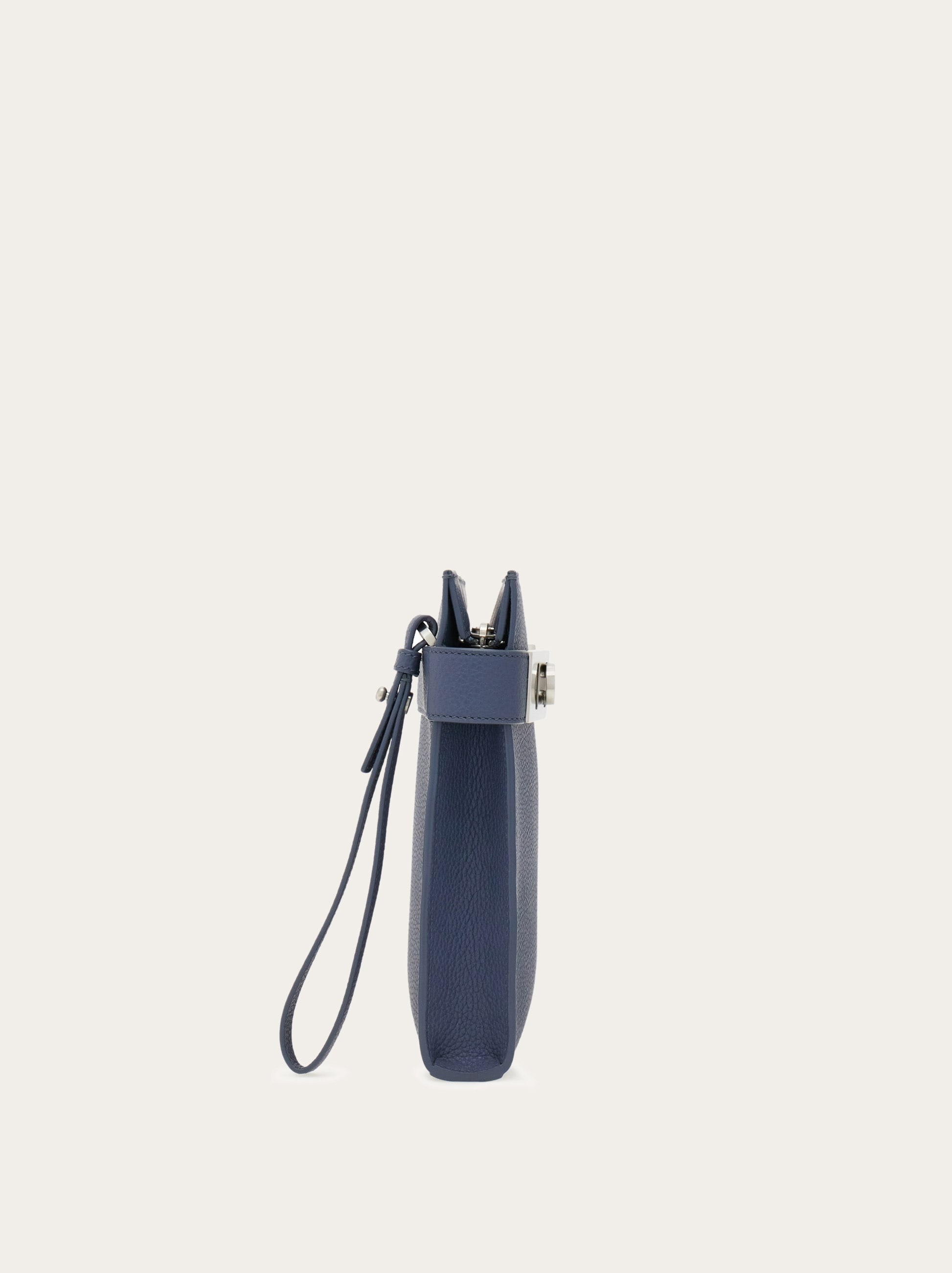 Pouch with Gancini buckles - 3
