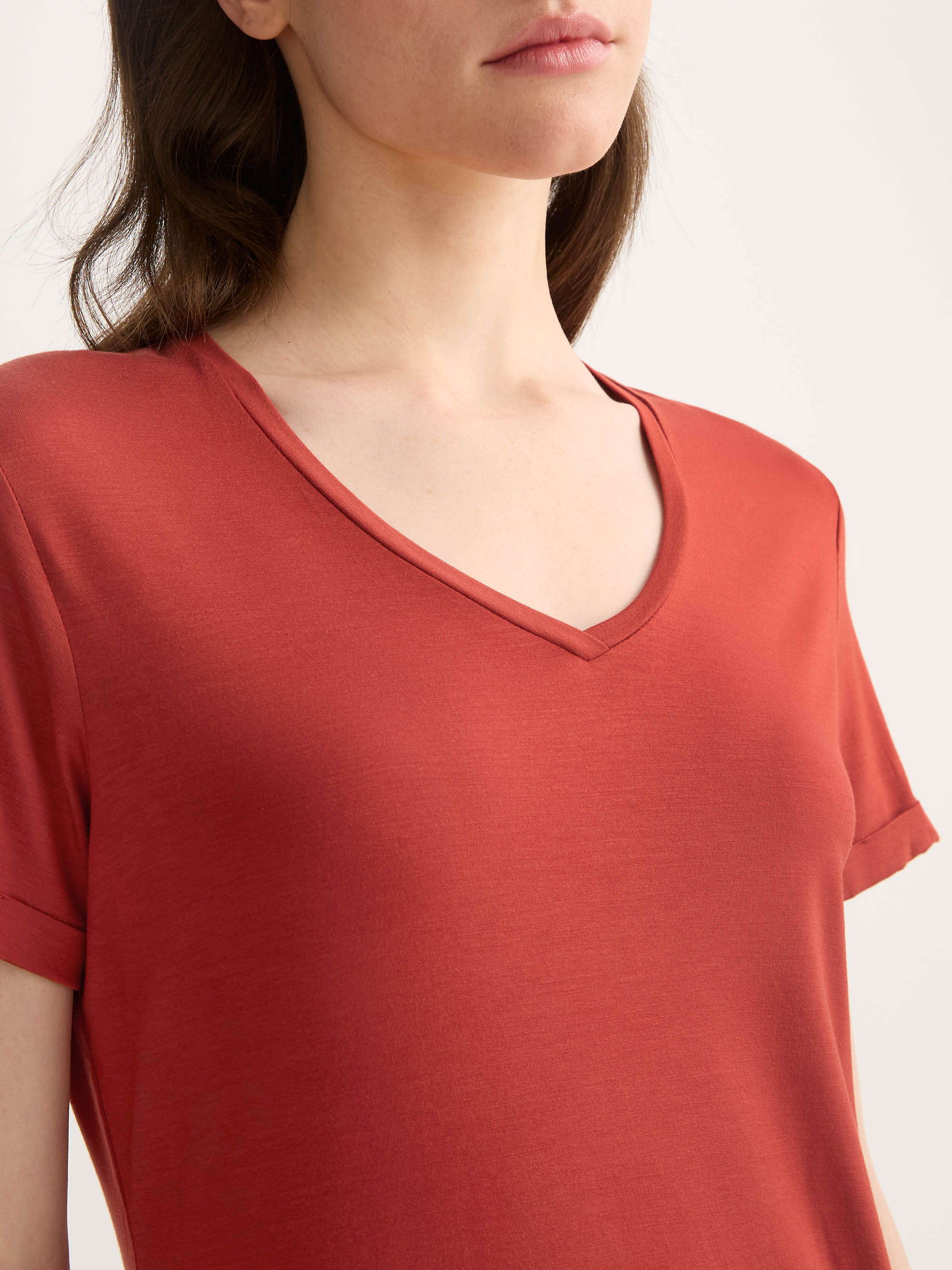 Women's V-Neck Sleep T-Shirt Lara Micro Modal Stretch Rose Red - 5