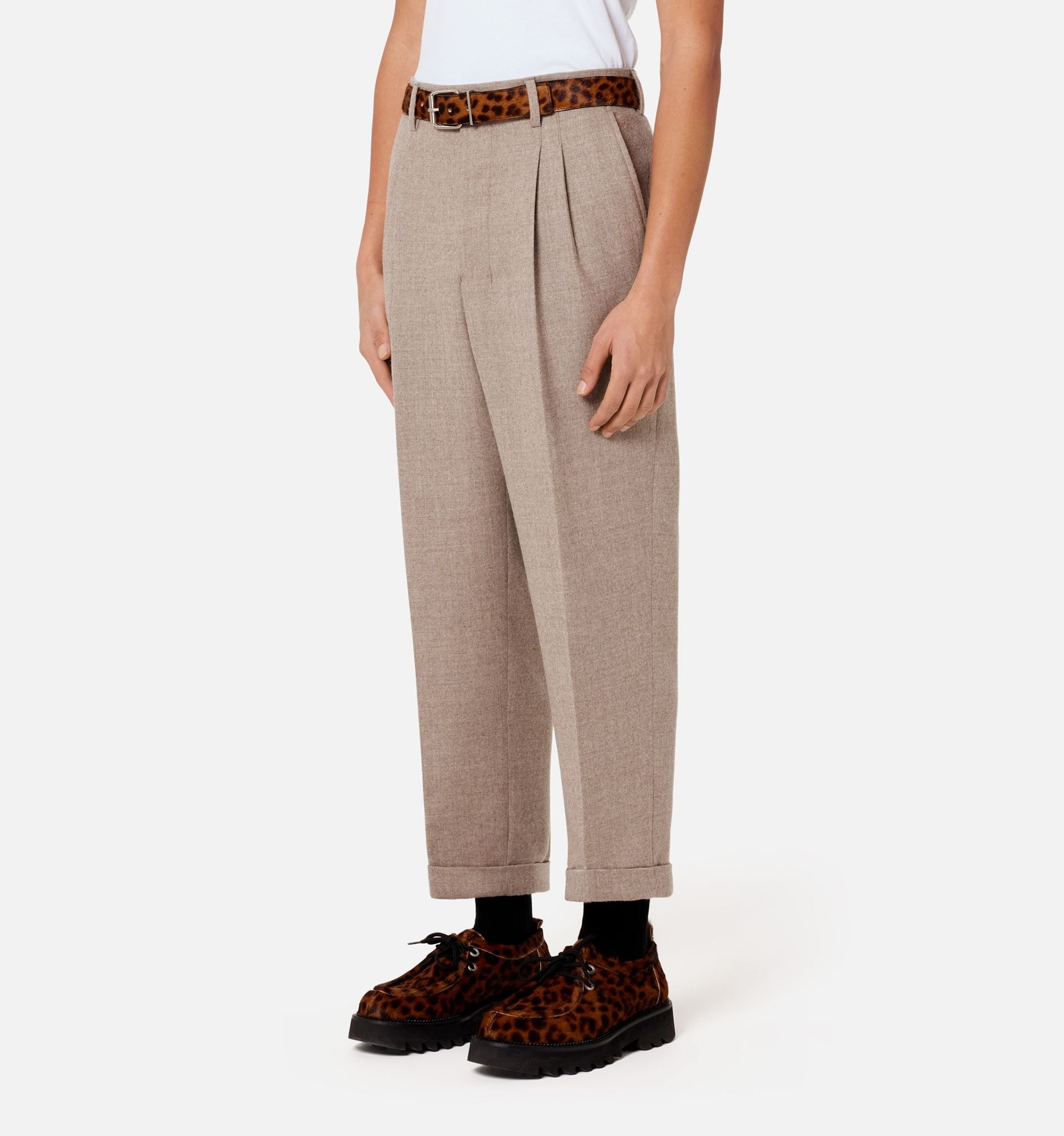 Carrot Fit Trousers With Hem And Pleats - 4