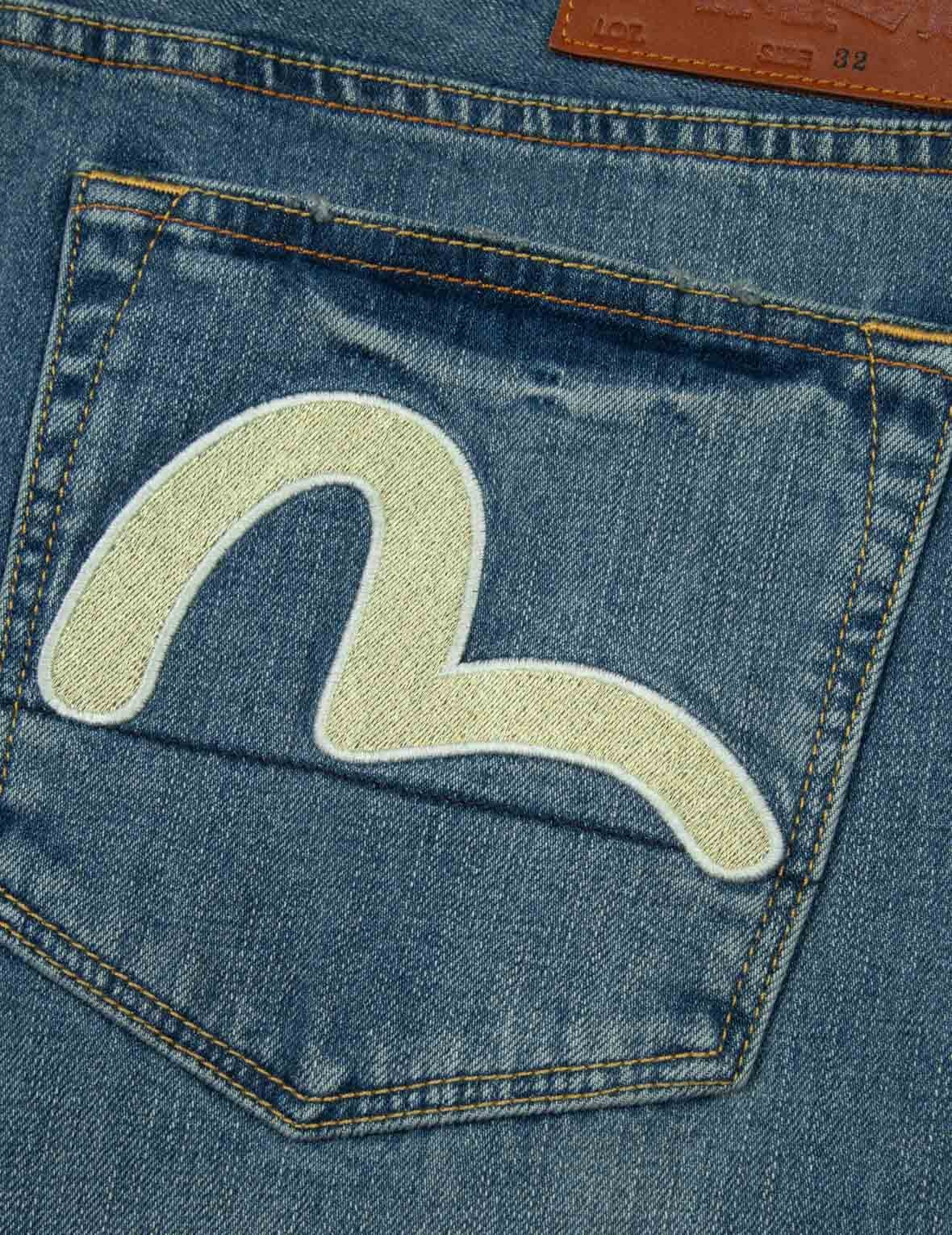 ALLOVER RIVETS AND SEAGULL APPLIQUE 3D REGULAR FIT JEANS - 11