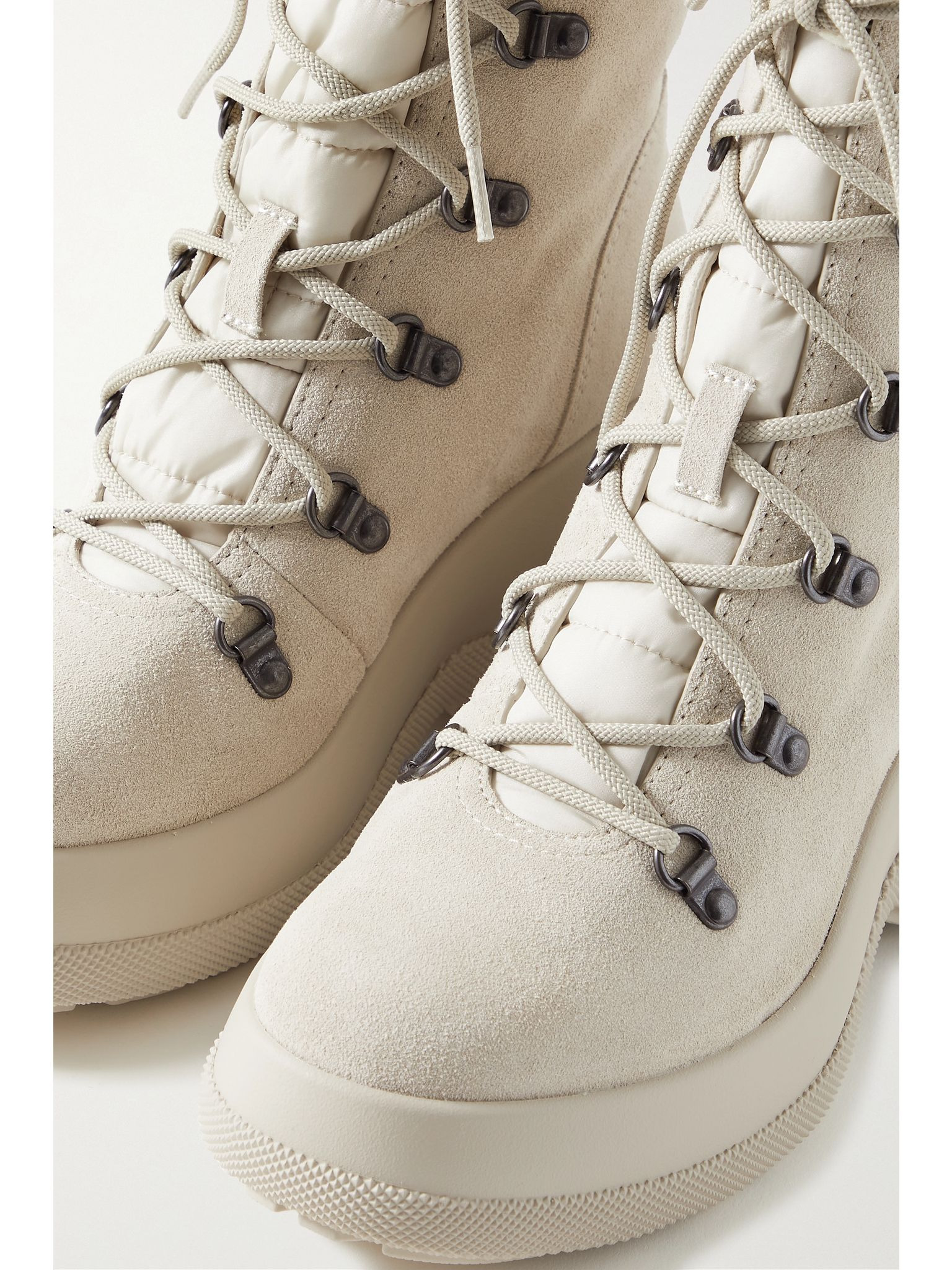 Resile Trek shell-trimmed suede ankle boots Ecru - 4