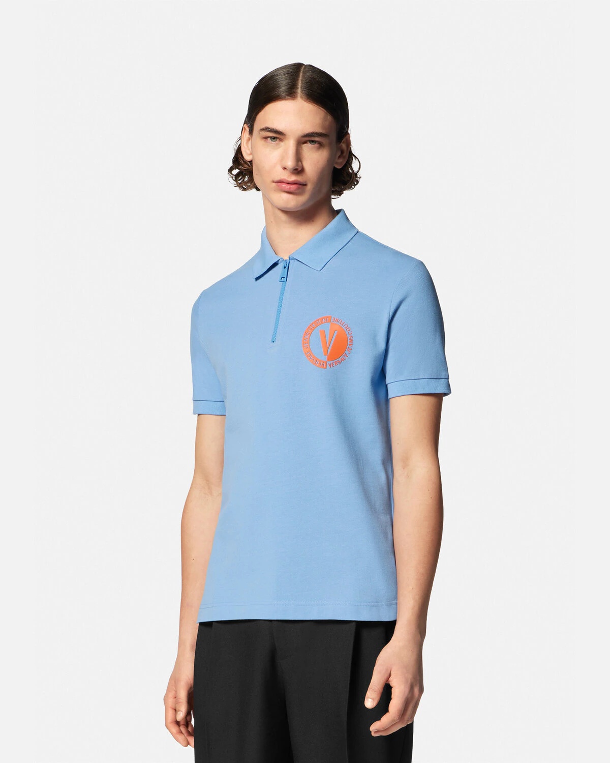 V-Emblem Short-Sleeved Zip Polo Shirt - 3