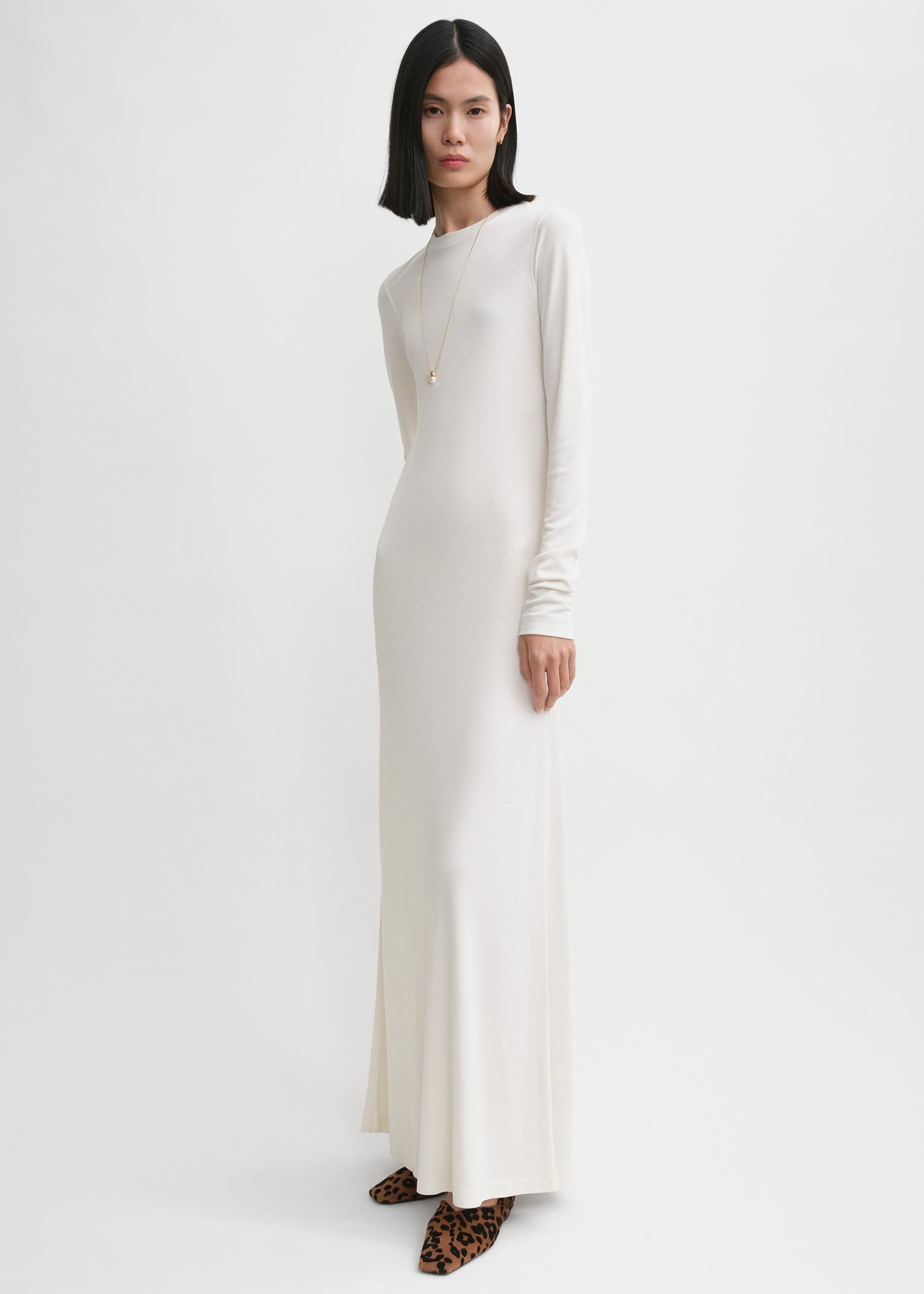 Totême Long-sleeve jersey dress meringue | REVERSIBLE