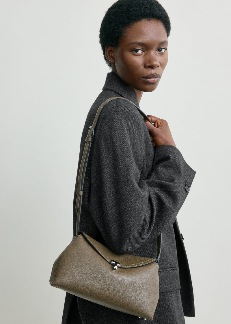 T-lock grained-leather clutch dark taupe 3