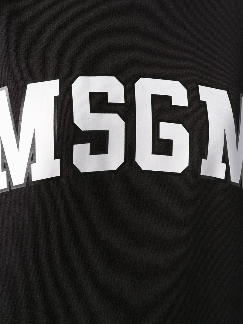 logo patch sweater 5