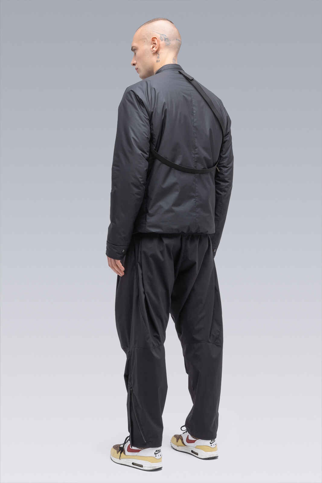 J83-WS 2L Gore-Tex Infinium™ Windstopper® Climashield® Jacket Black - 5