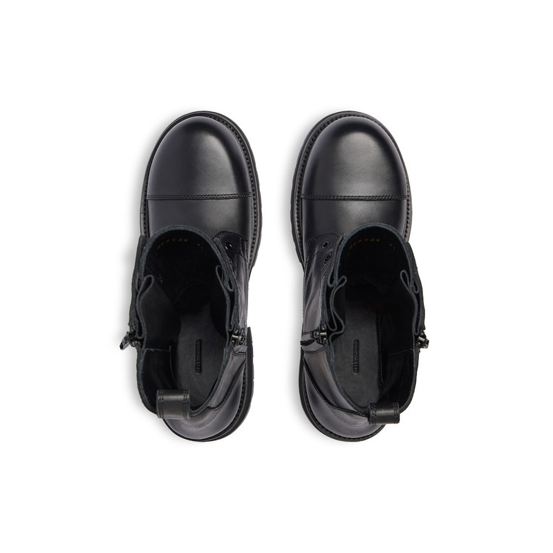 Women's Truck Lace-up Boot in Black 6