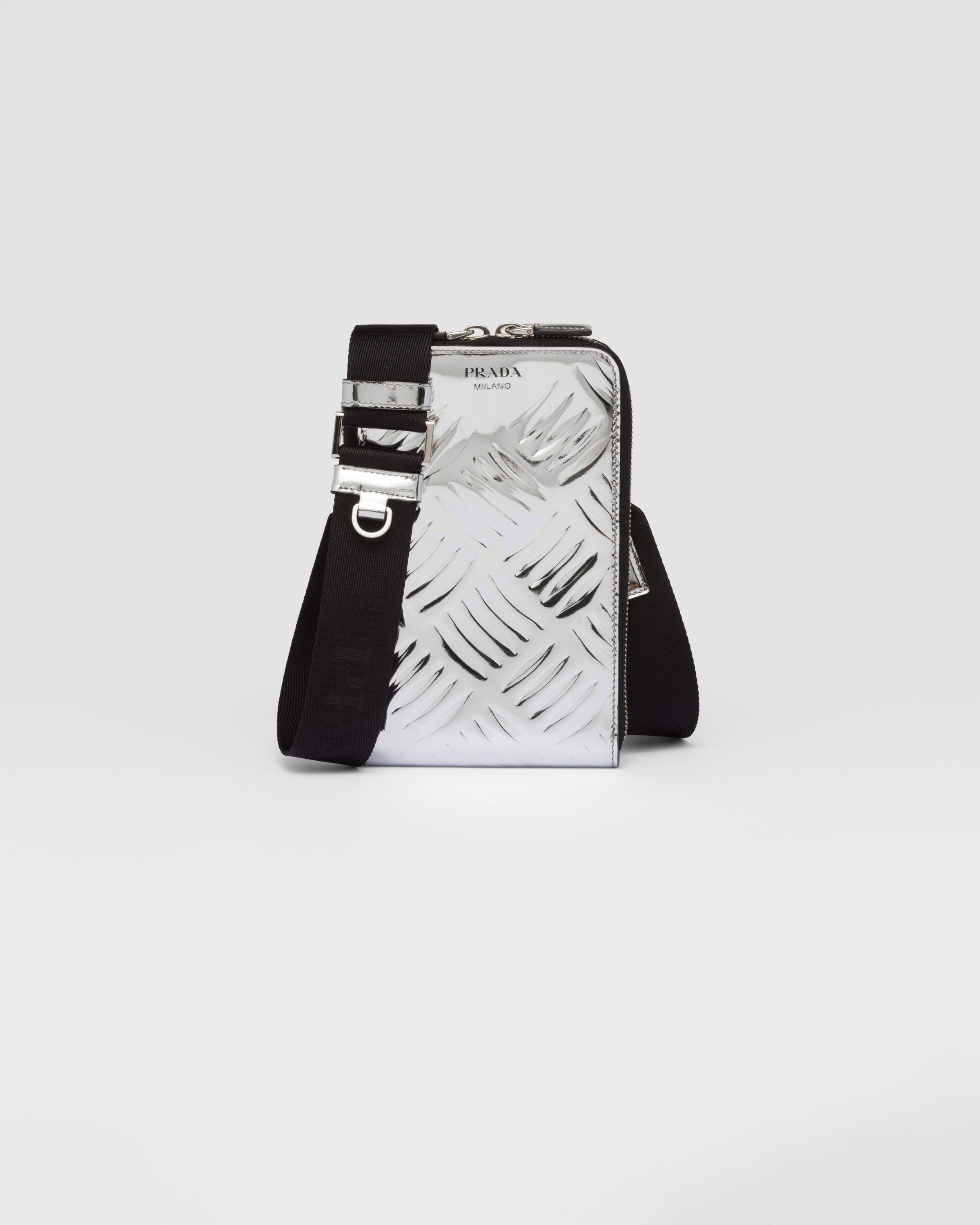 Brushed leather smartphone case - 1