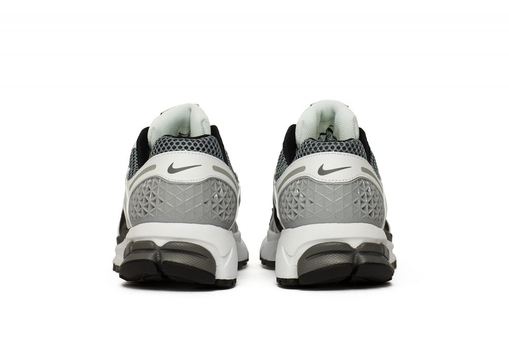 Zoom Vomero 5 SE SP "Dark Grey" - 3