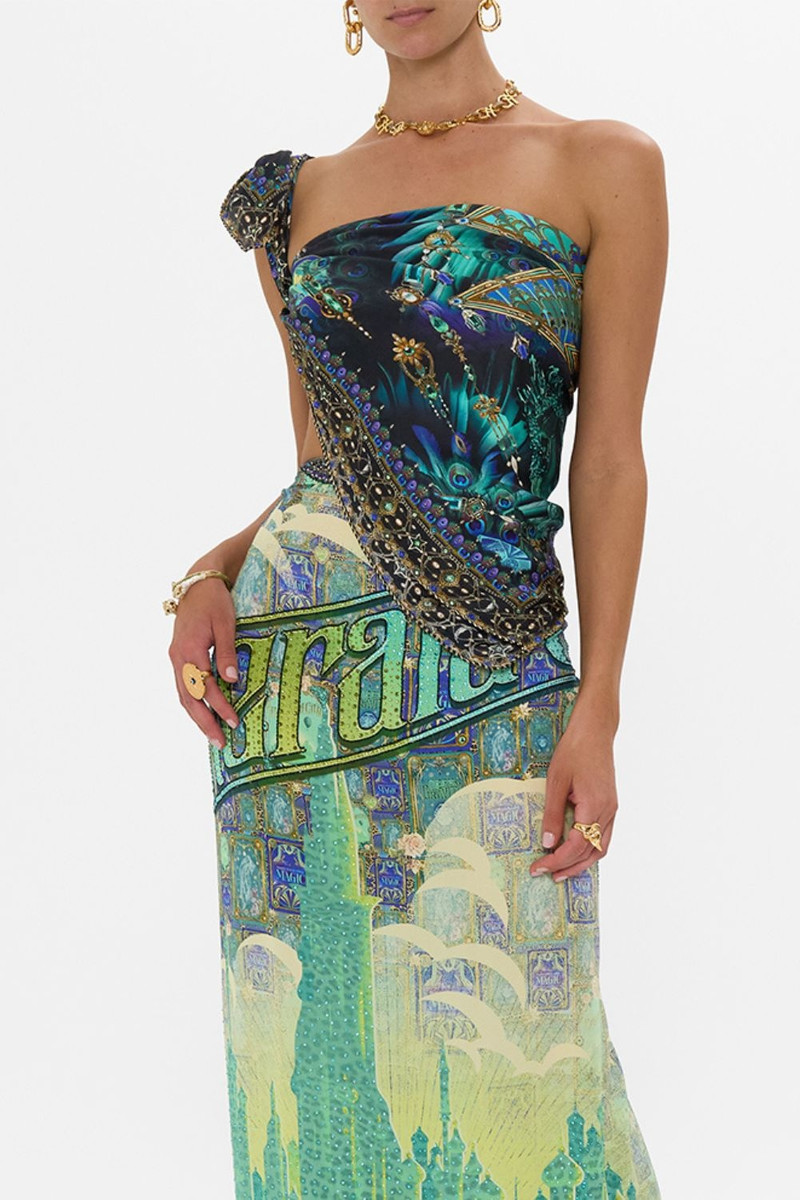 LARGE SQUARE SCARF 4