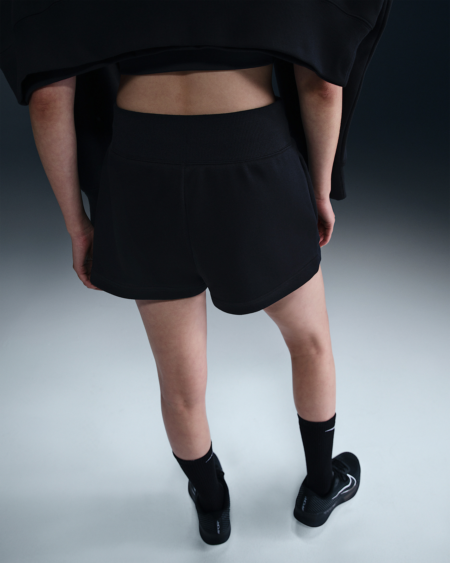 NikeCourt Phoenix Fleece Women's High-Waisted Loose Shorts - 3