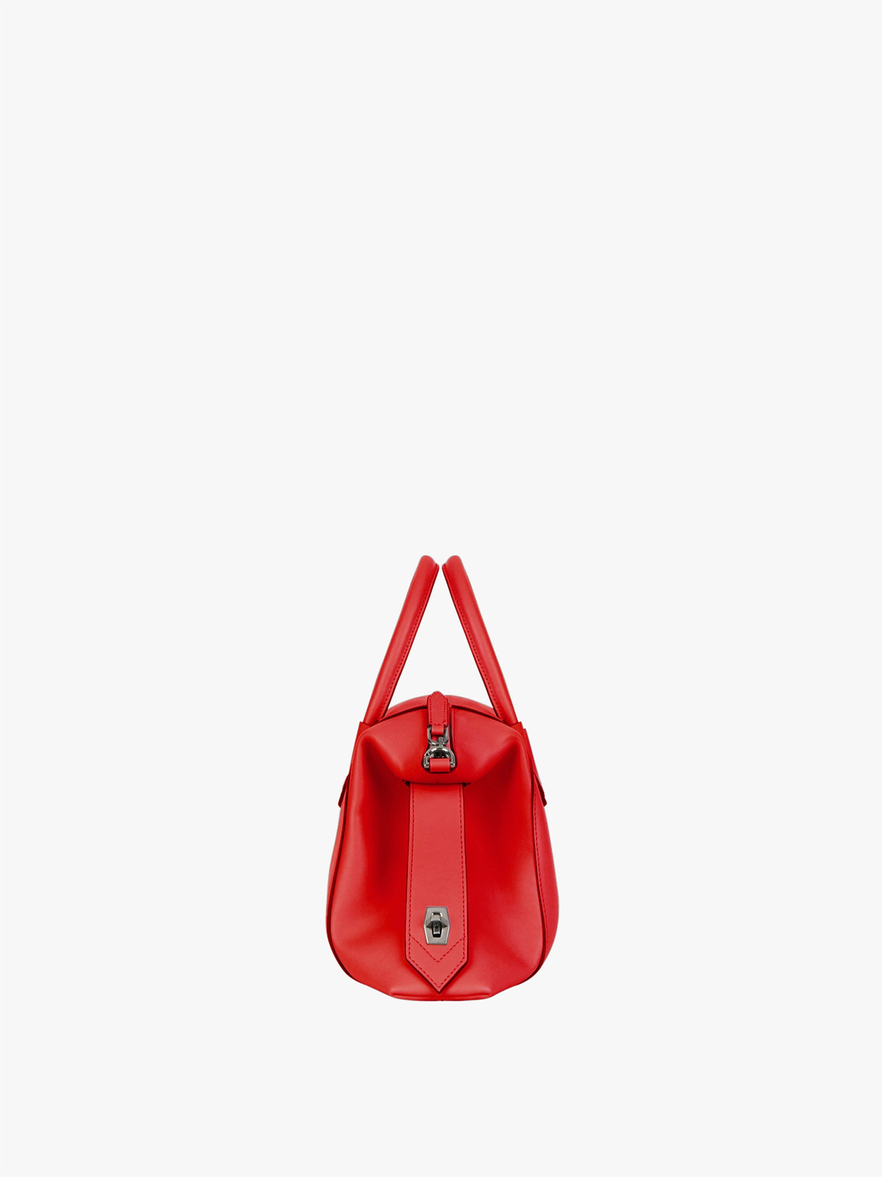 SMALL ANTIGONA SOFT BAG IN SMOOTH LEATHER - 3