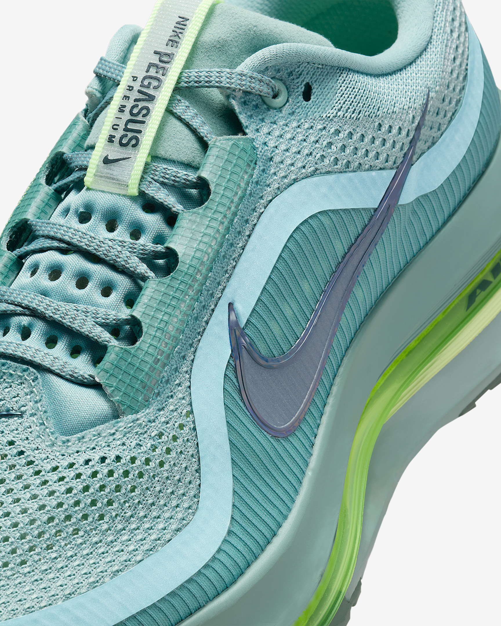 Nike Pegasus Premium Men's Road Running Shoes - 7