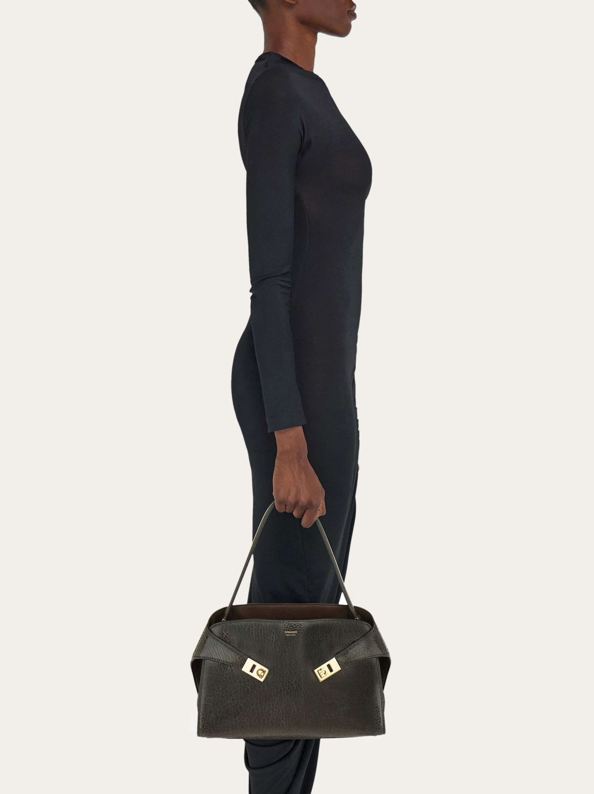 Hug soft bicolor shoulder bag (M) - 3