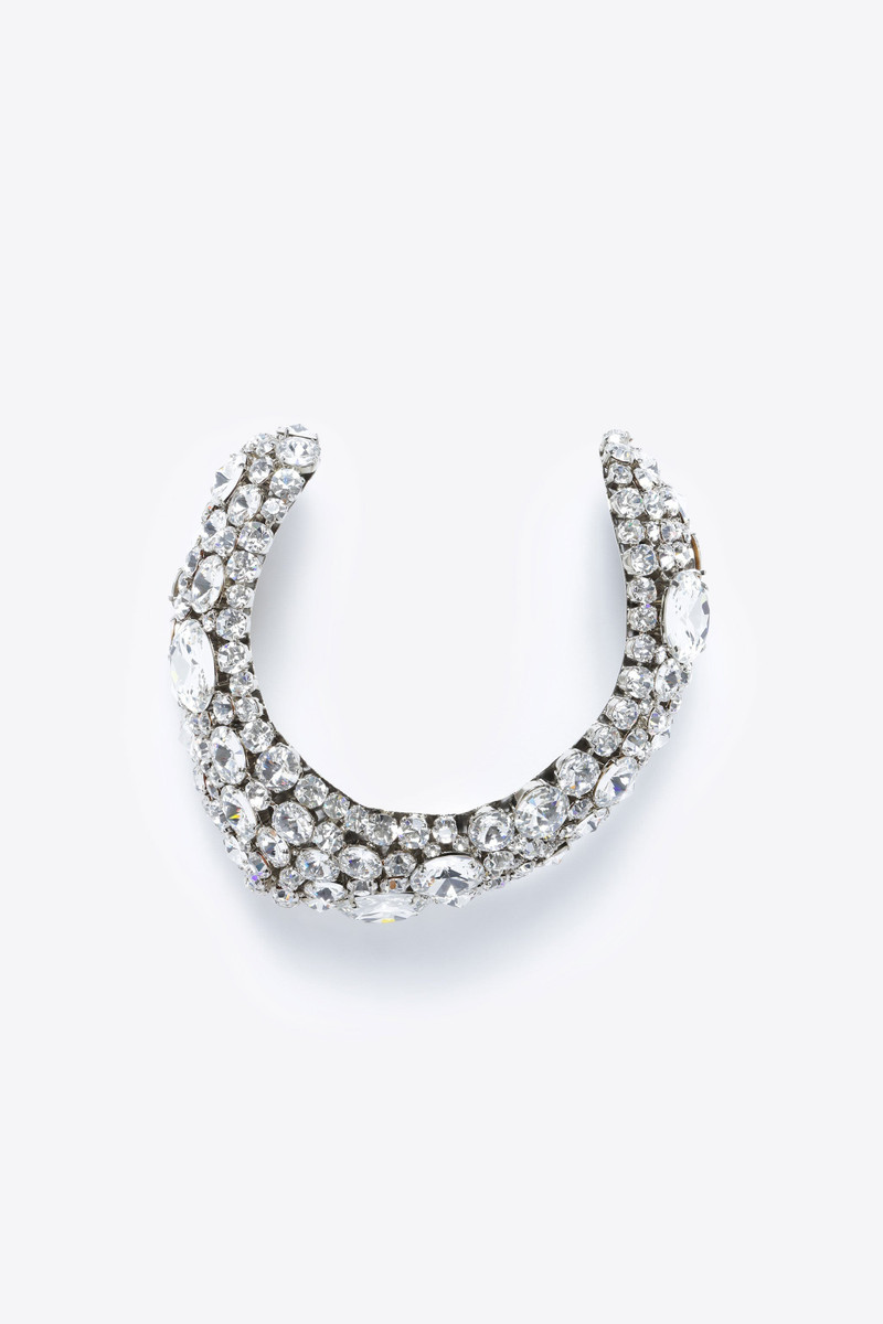 AREA CRYSTAL BONE CHOKER outlook