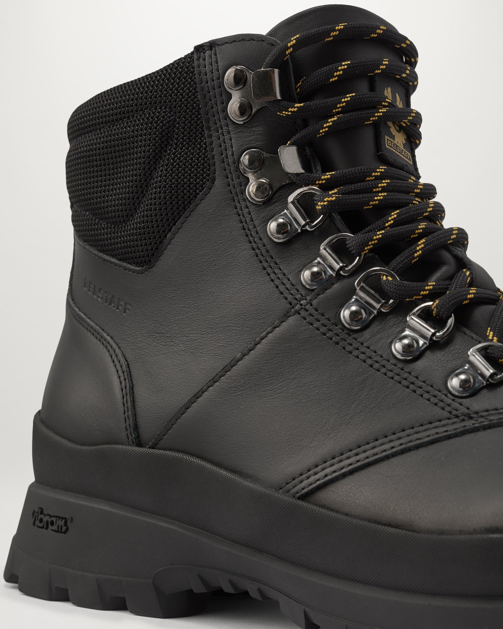 SCRAMBLE HIKING BOOTS - 5