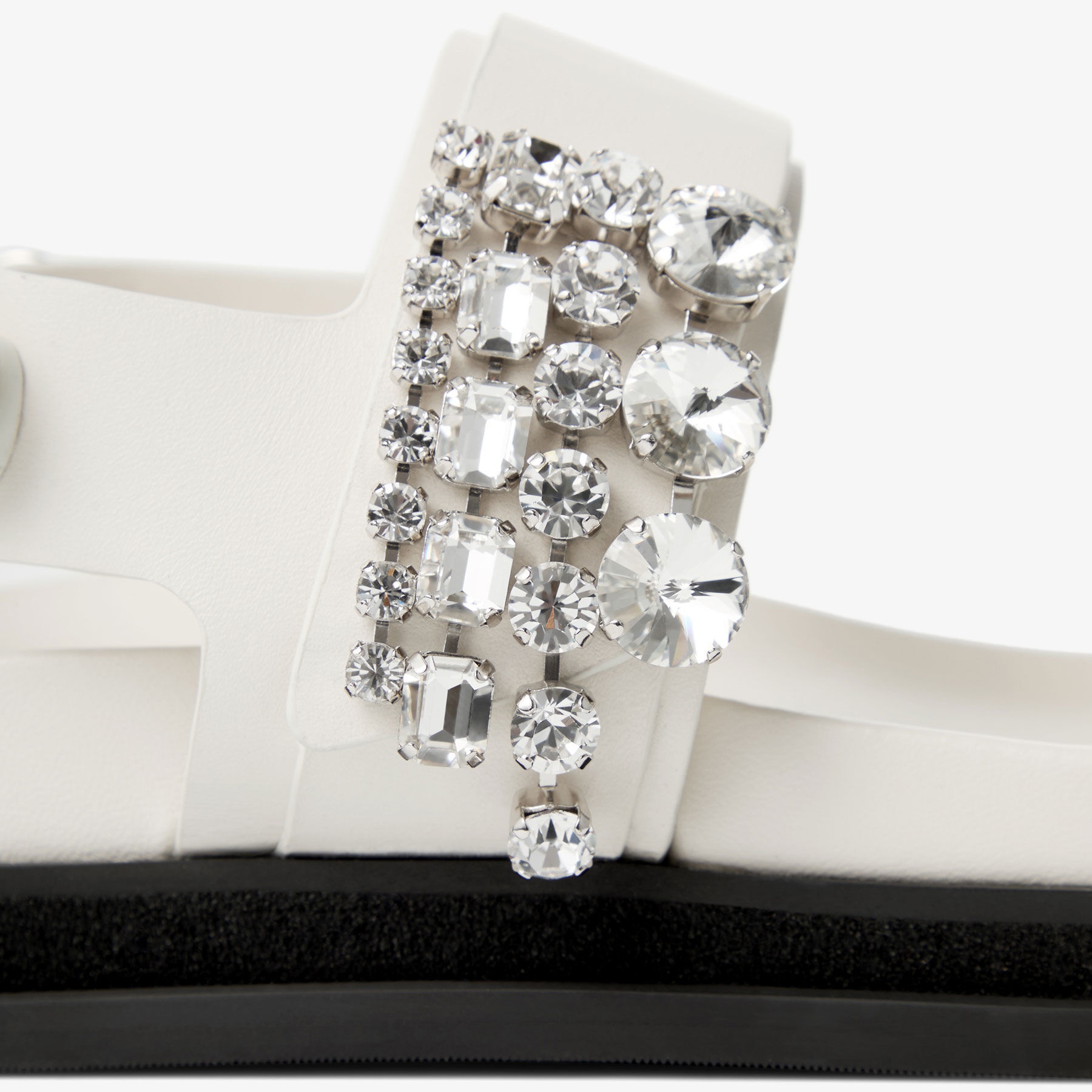 Verity Sandal Flat
Latte Leather Crystal Flat Sandals - 4