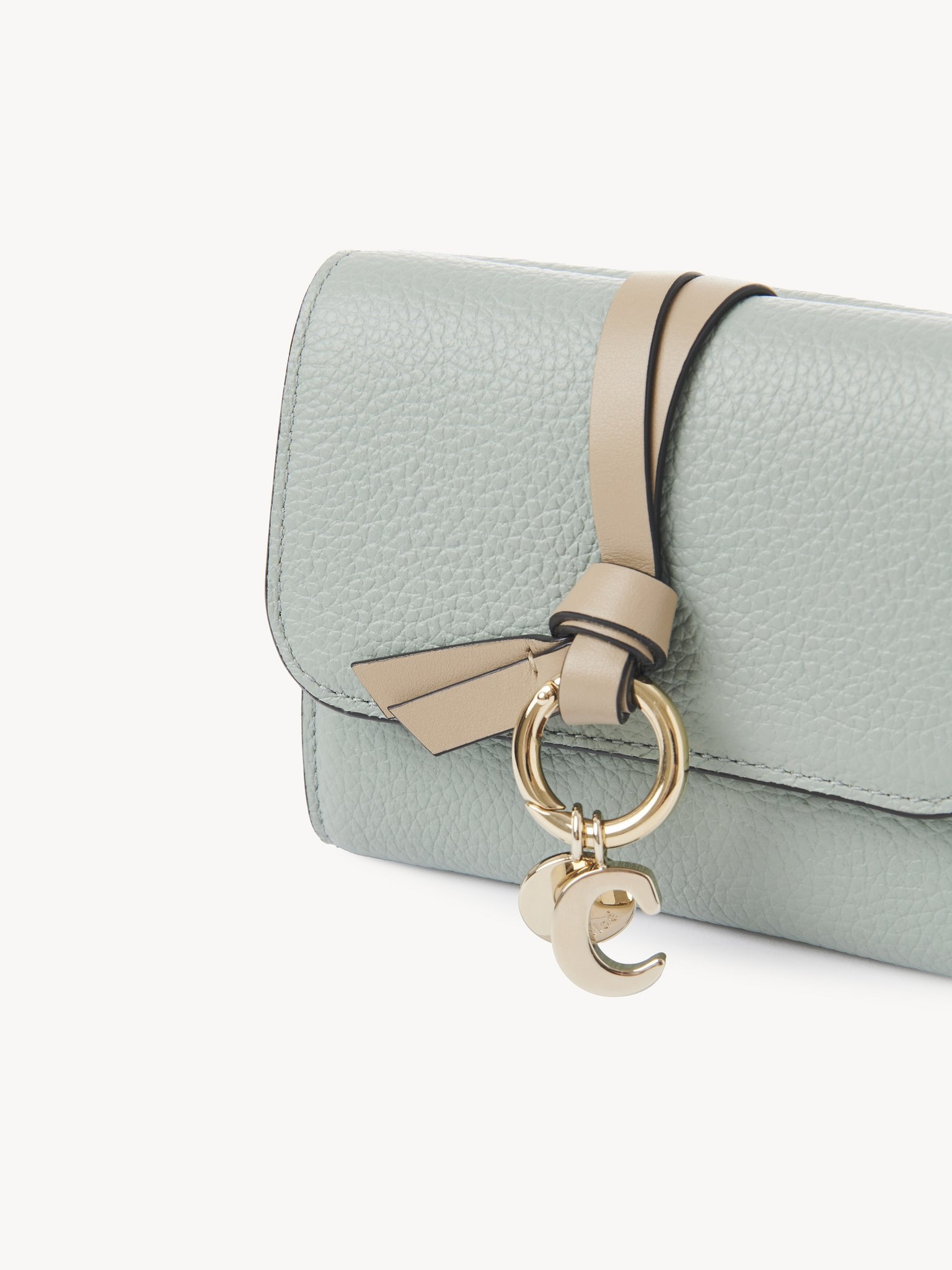 SMALL ALPHABET TRI-FOLD IN GRAINED LEATHER - 5