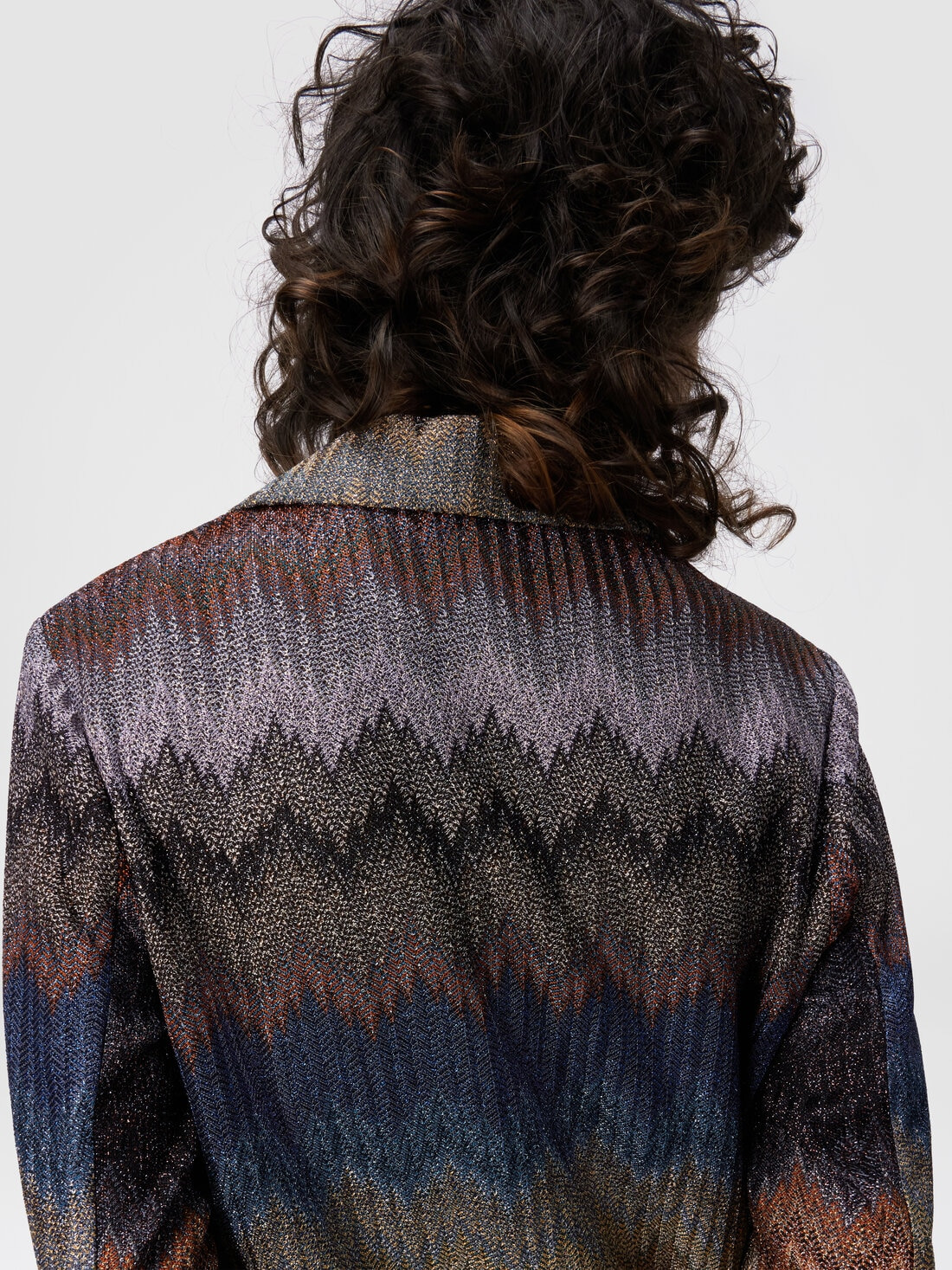 Single-breasted blazer with snake pattern and lamé threads - 4