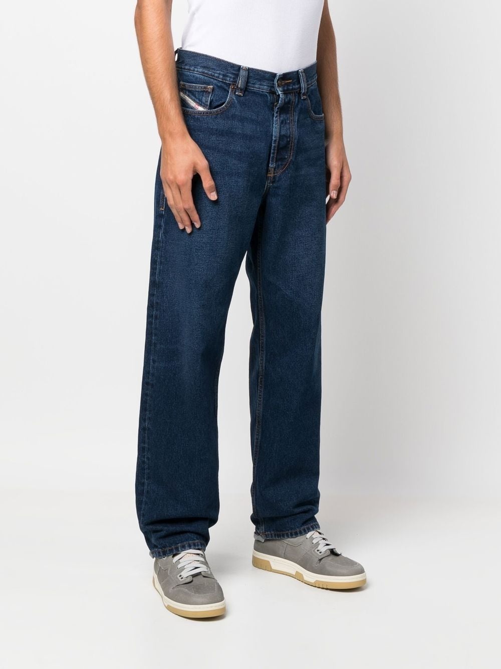 2010 straight leg jeans - 4