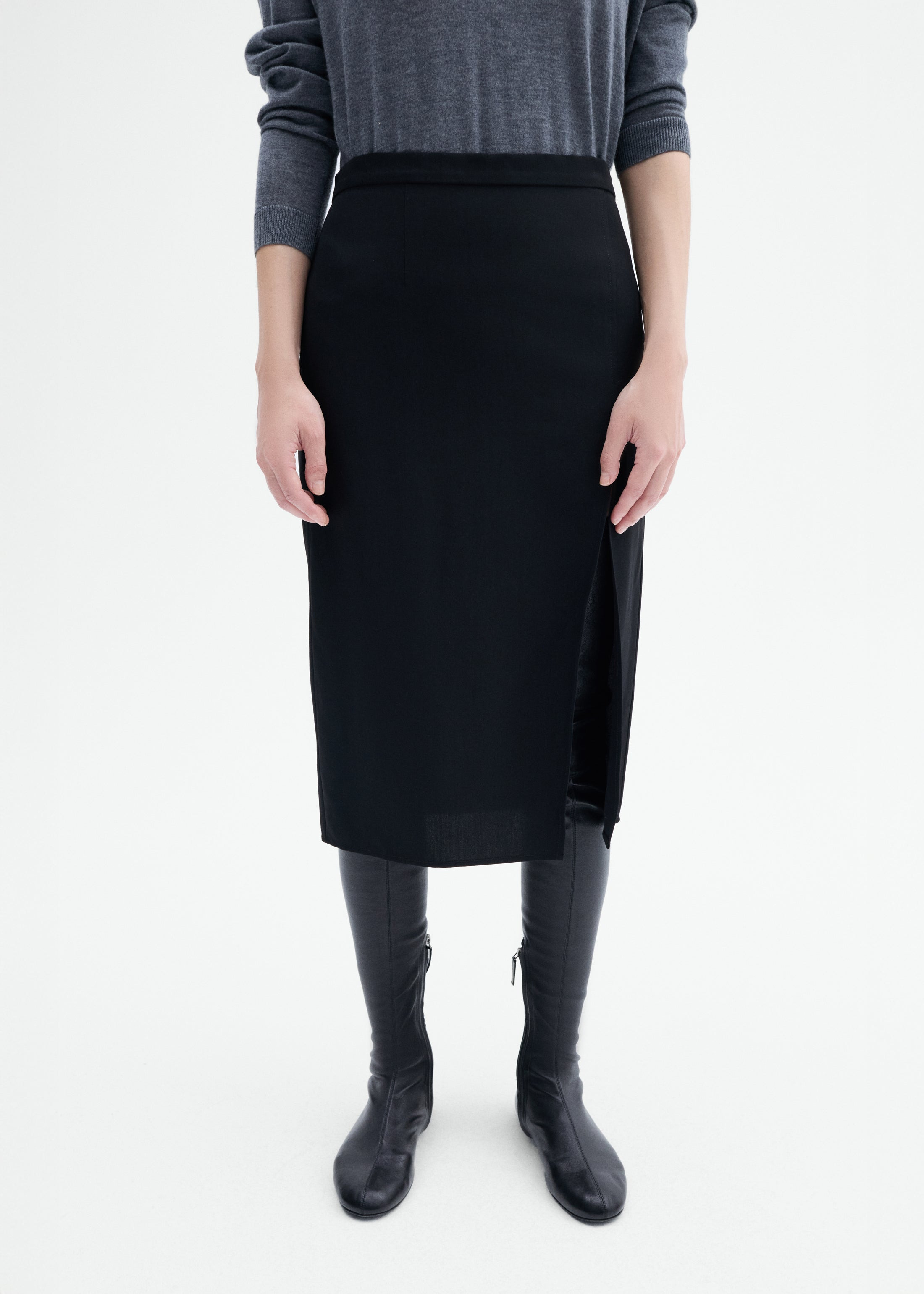 Slim Midi Skirt in Viscose Wool - 2