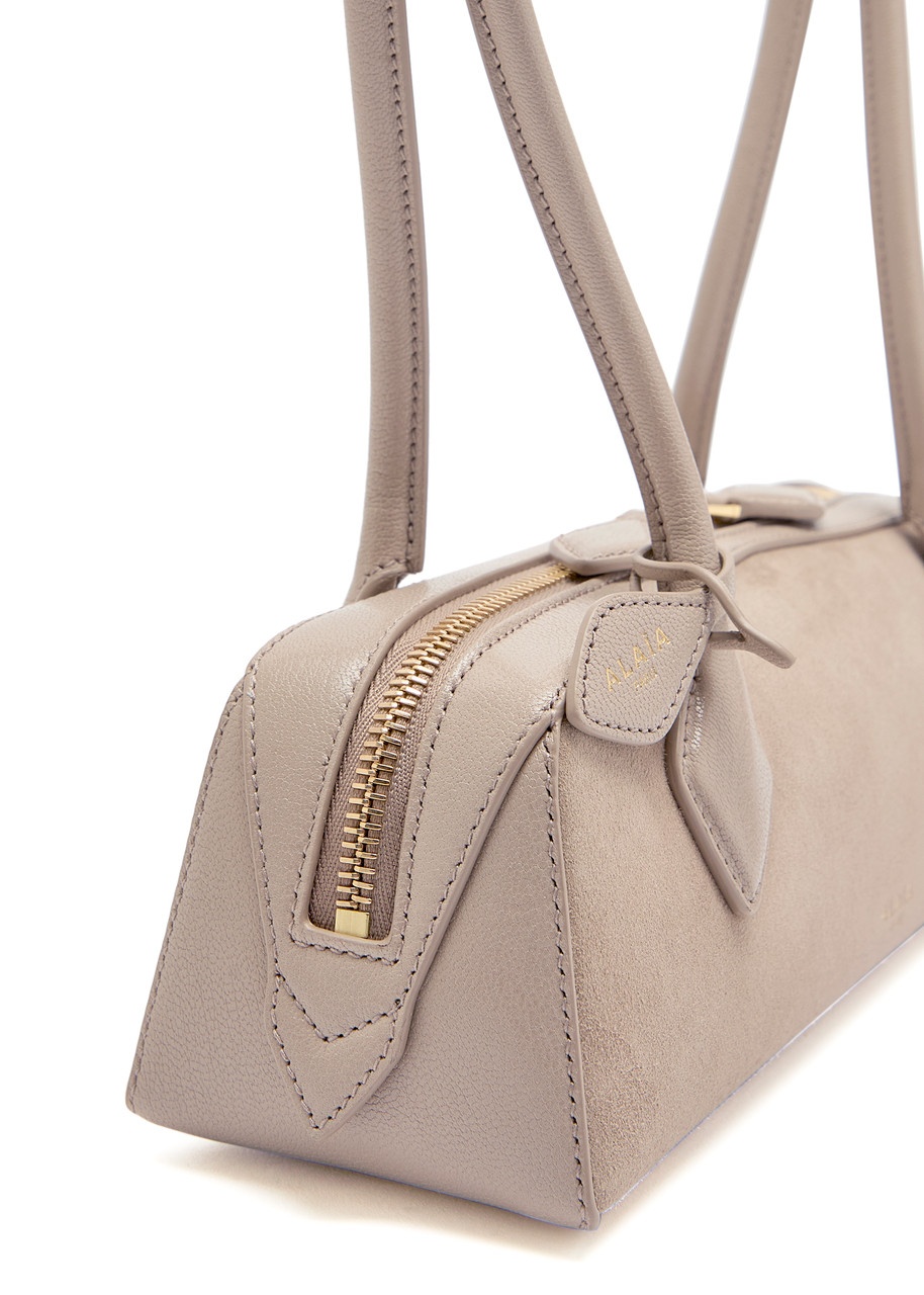 Alaïa Le Teckel Small Suede Shoulder bag - 3