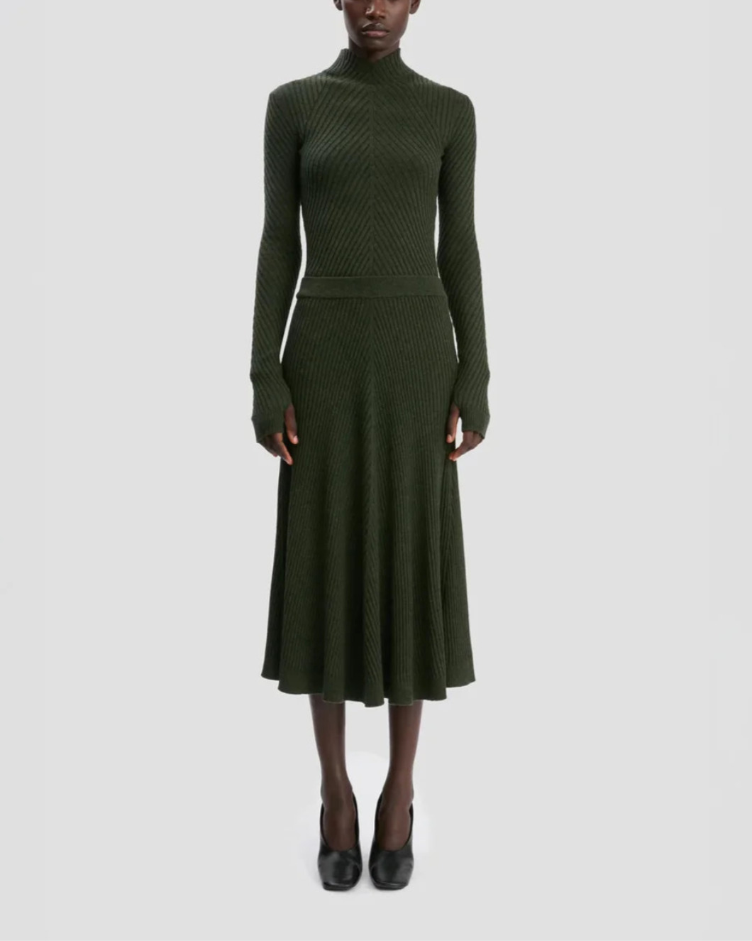 RIBBED MIDI KNIT SKIRT IN OREGANO - 2