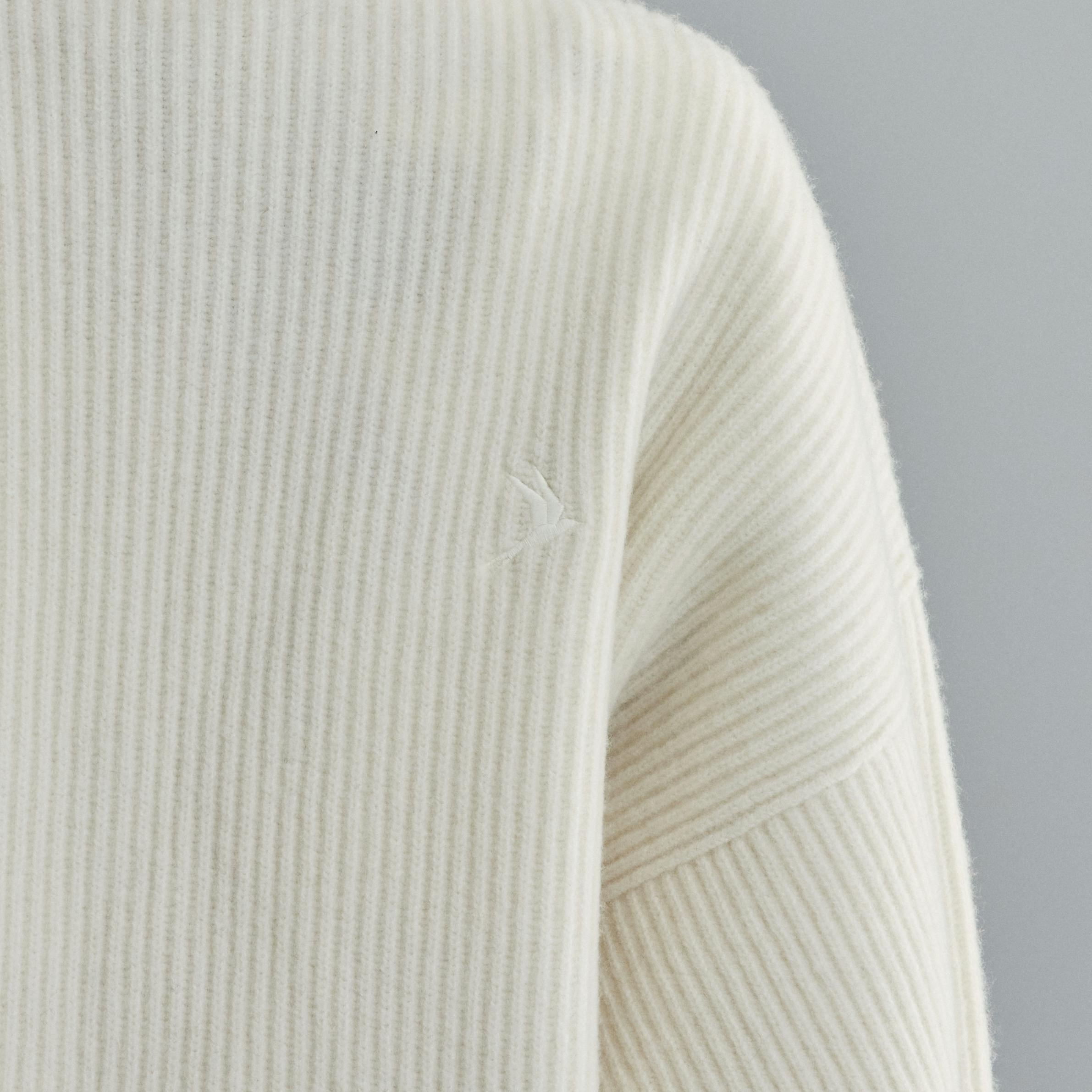 Vonarstræti Zipped Wool Sweater (Unisex) - 8