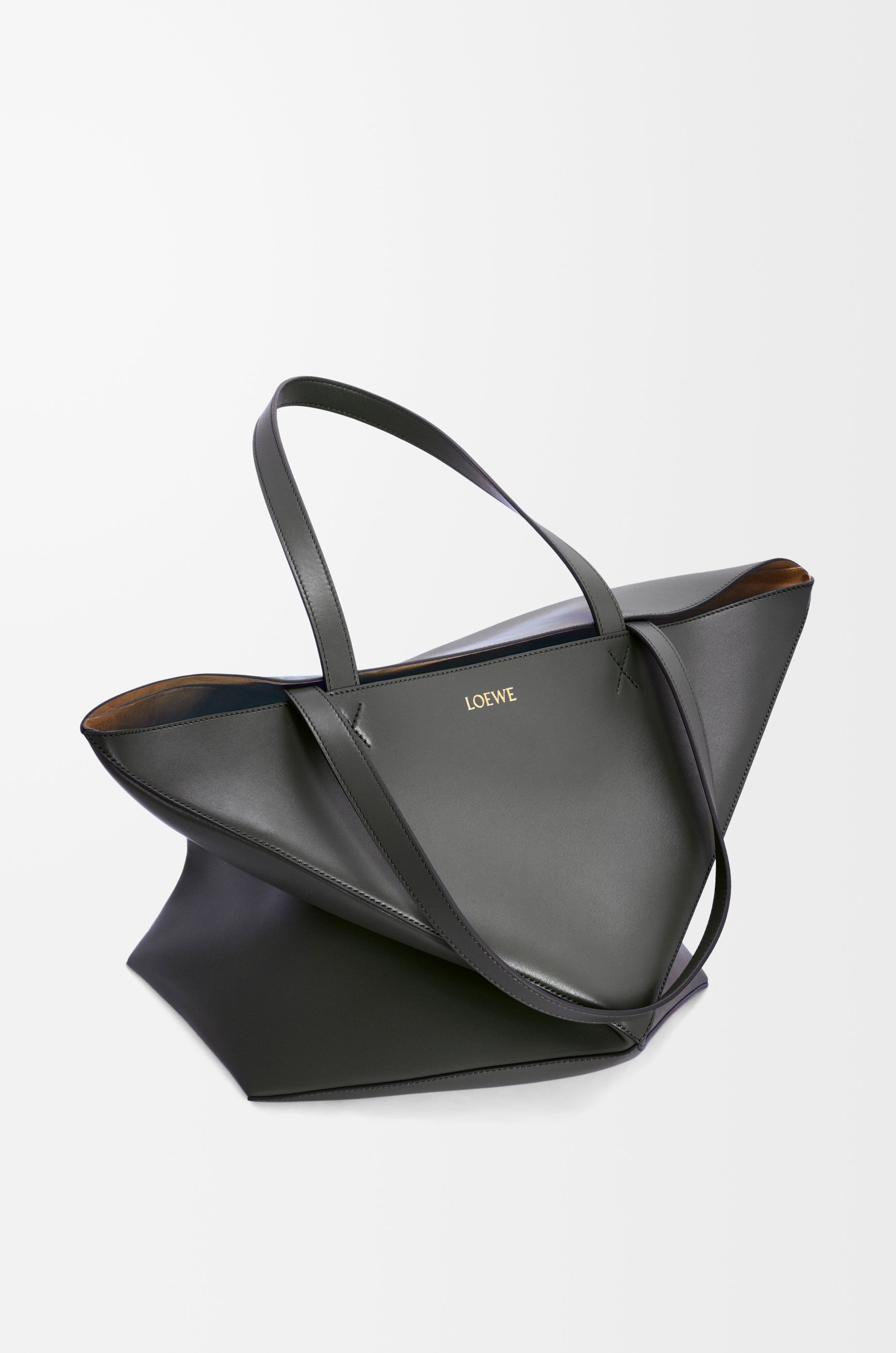 Large Puzzle Fold Tote in shiny calfskin - 5
