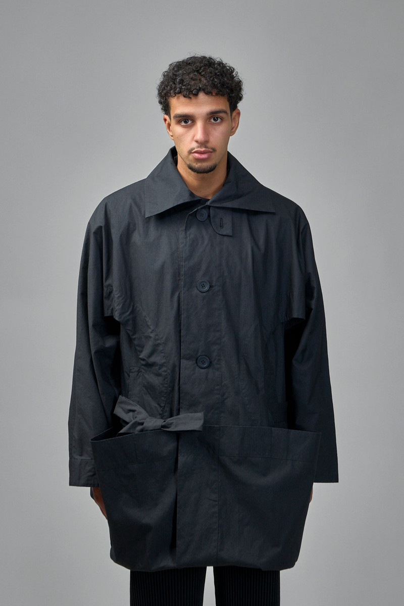 ISSEY MIYAKE Cavity Coat outlook