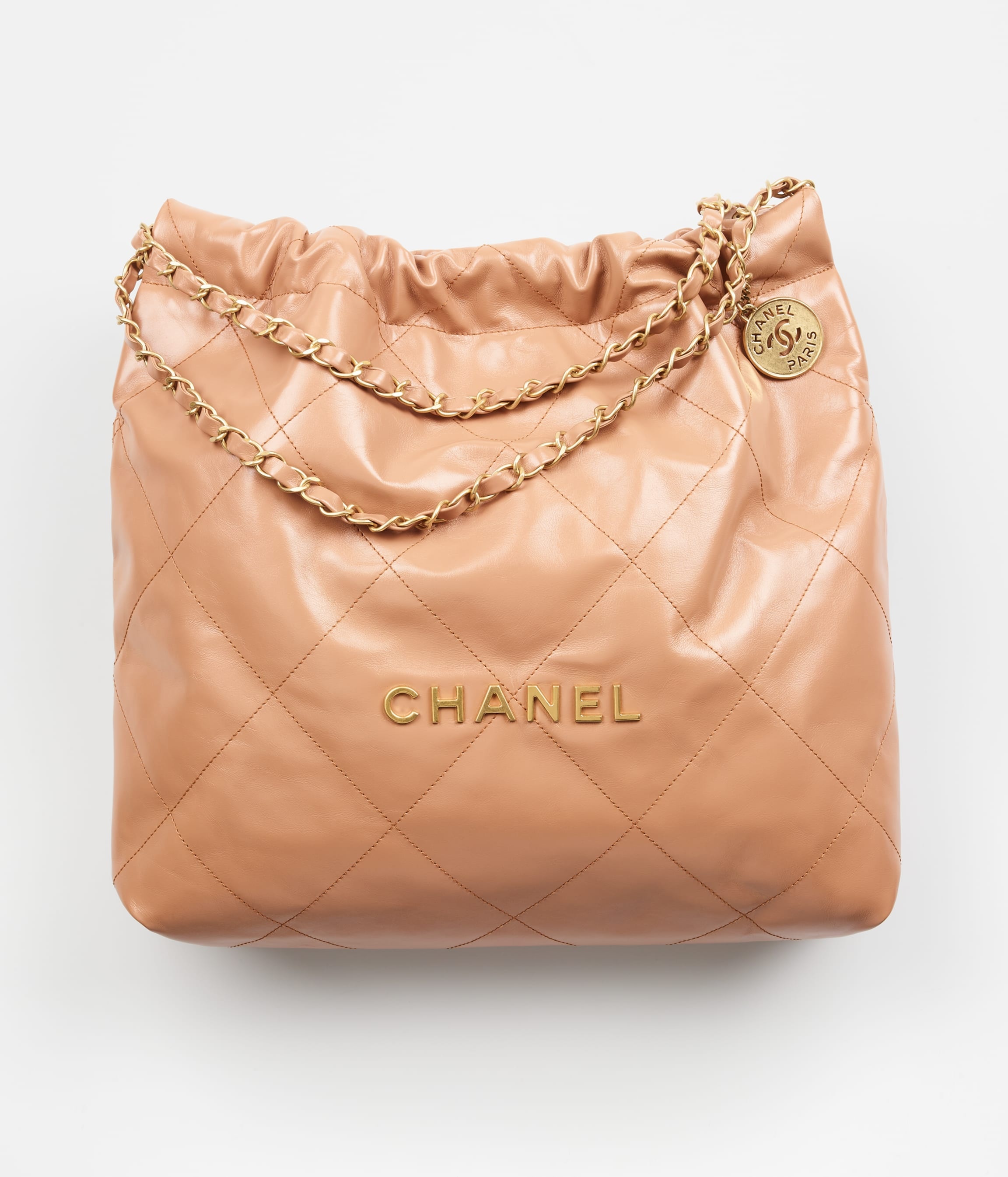 CHANEL 22 Handbag - 1