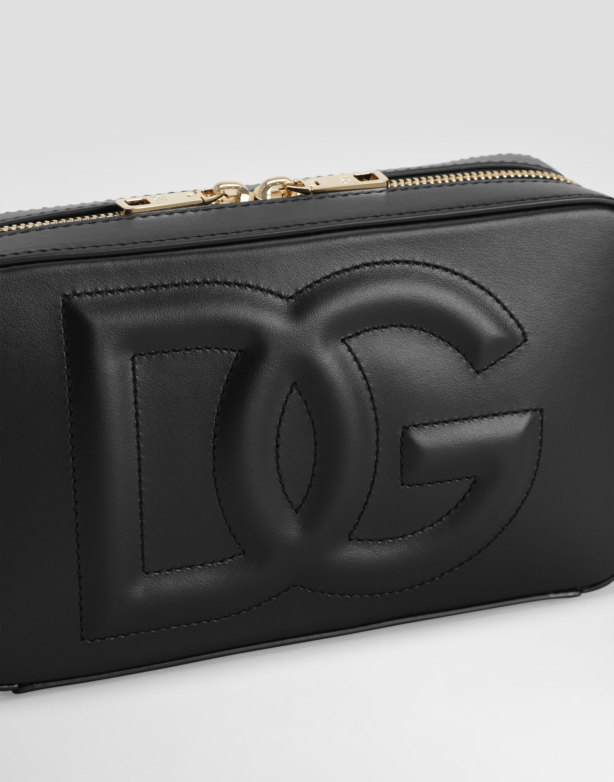 Small calfskin camera bag with logo - 6