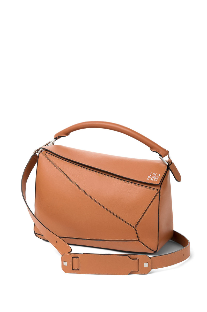 Loewe Large Puzzle bag in classic calfskin outlook
