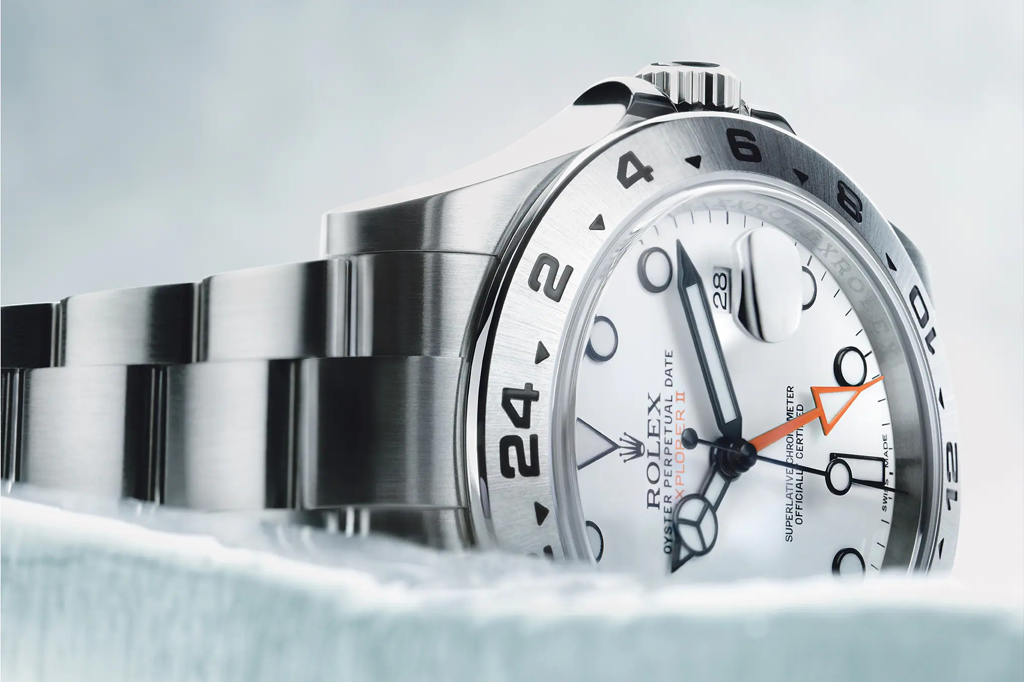 EXPLORER 216570 - 3
