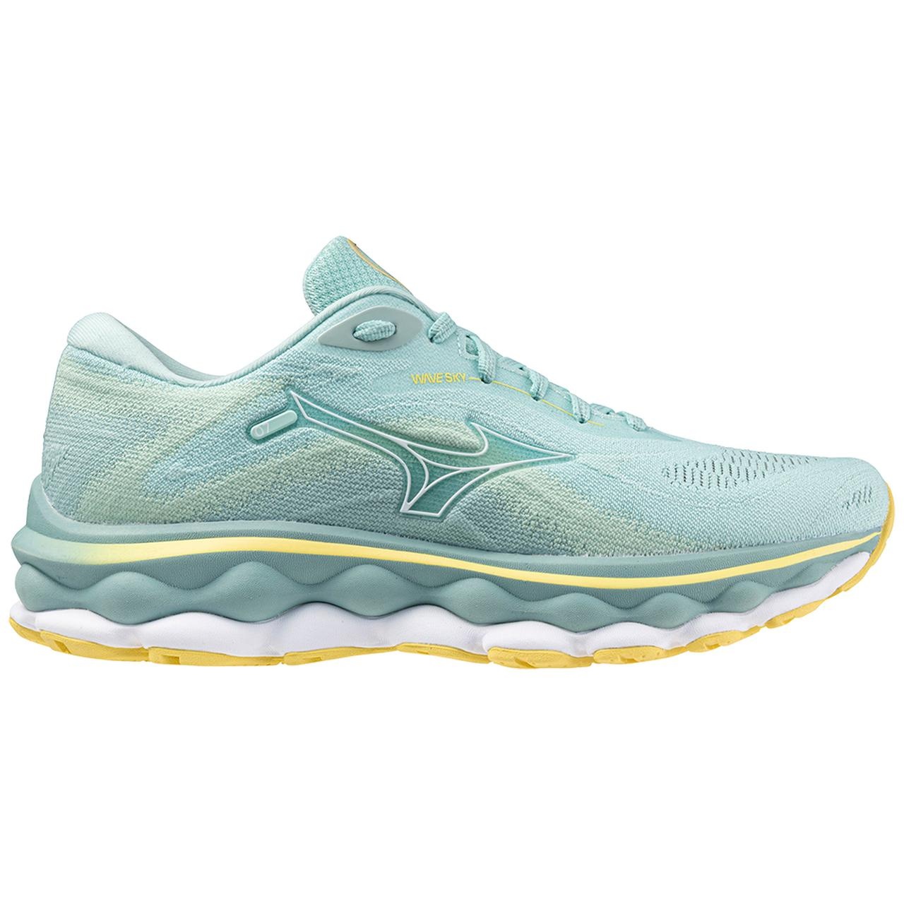 Women's Wave Sky 7 Running Shoe - 6