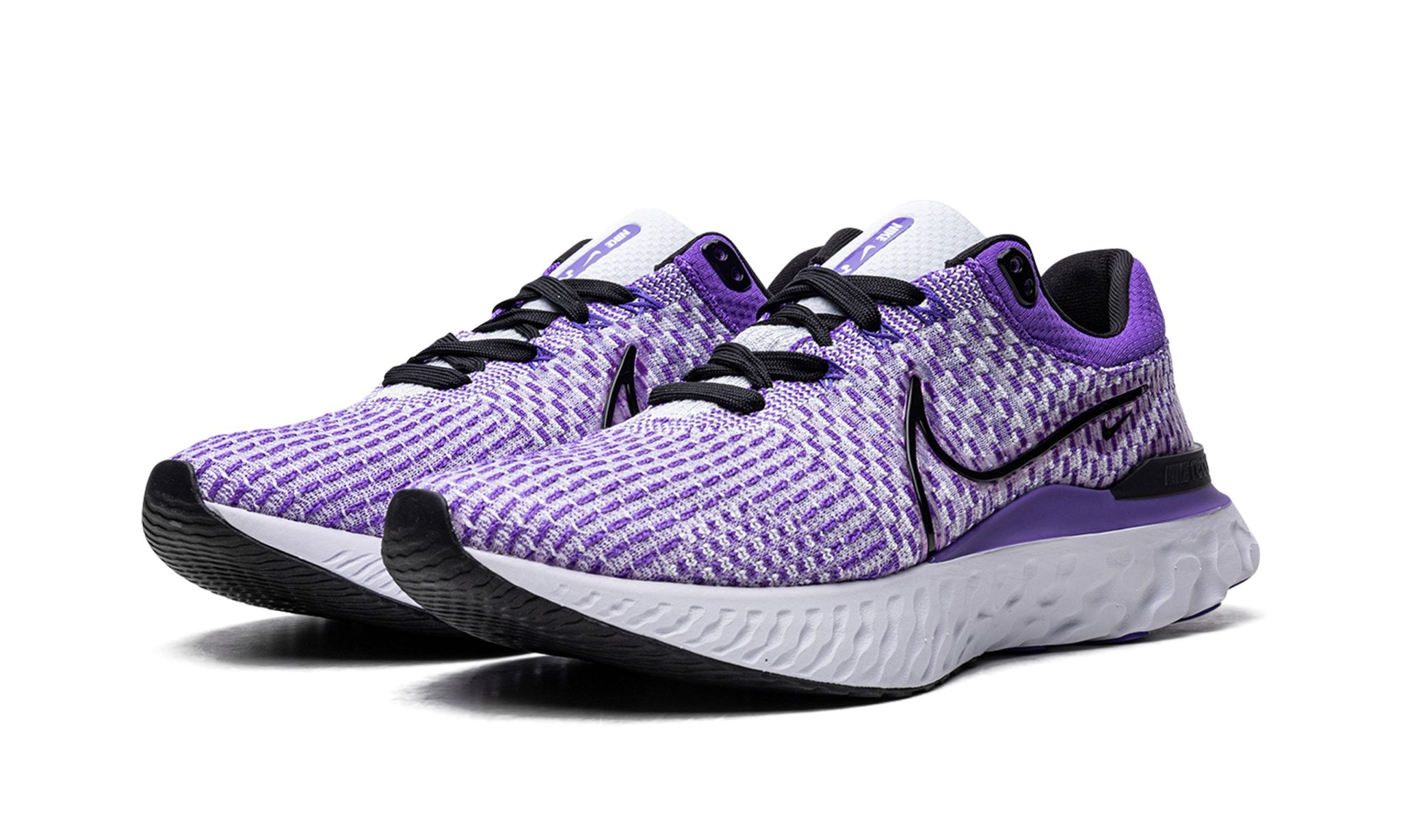 React Infinity Run Flyknit 3 "Psychic Purple" - 2