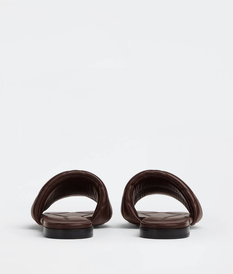 Bottega Veneta rubber lido outlook