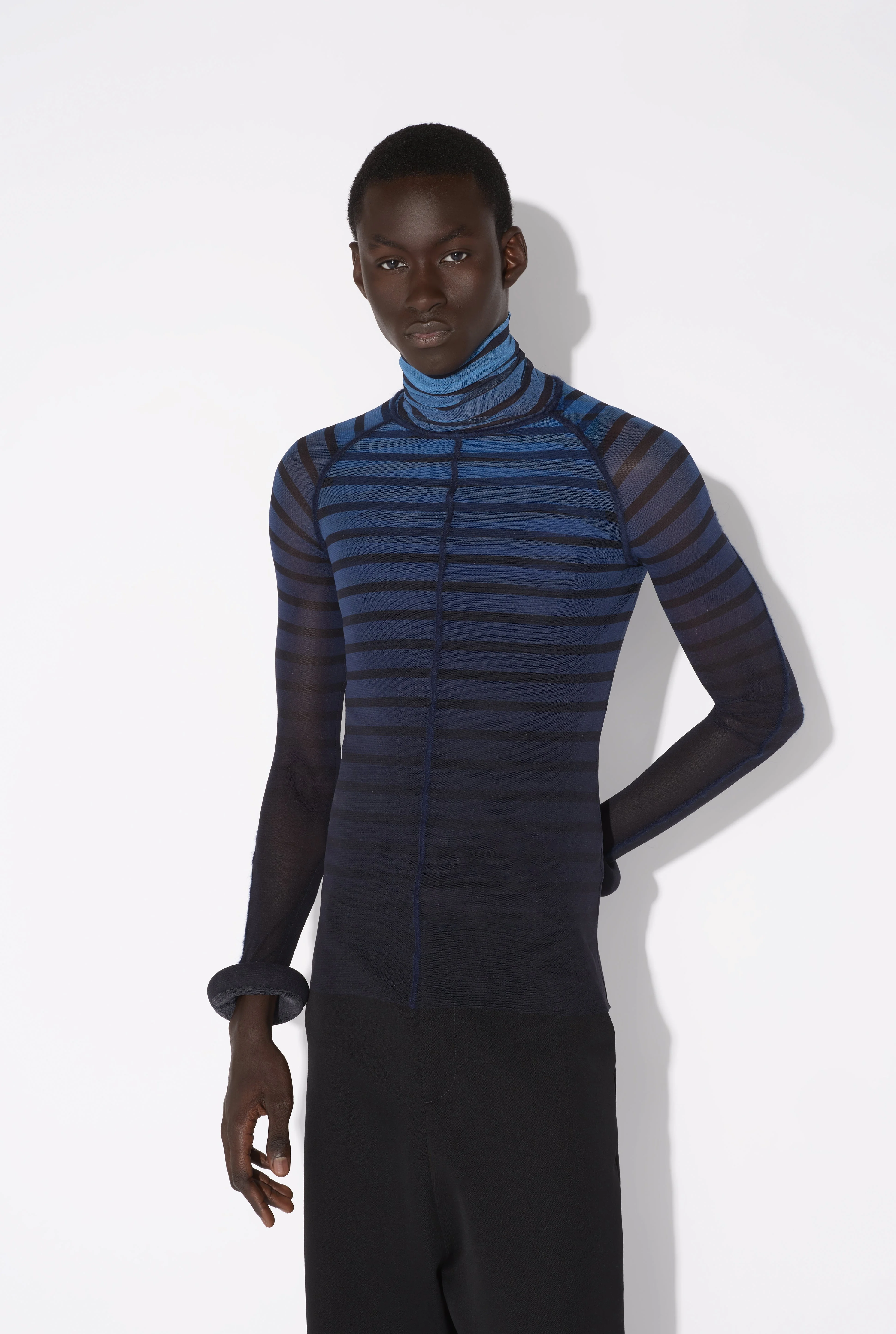 THE 3D STRIPED TOP - 1