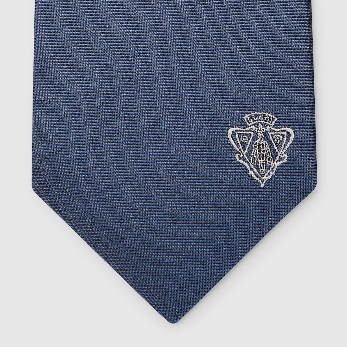 Silk jacquard tie with Gucci crest - 3