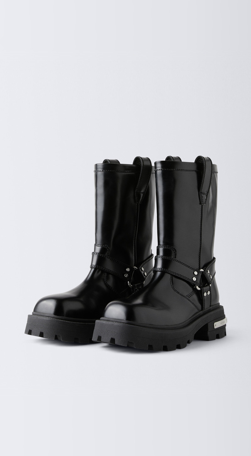 EYTYS Dominique Boots outlook
